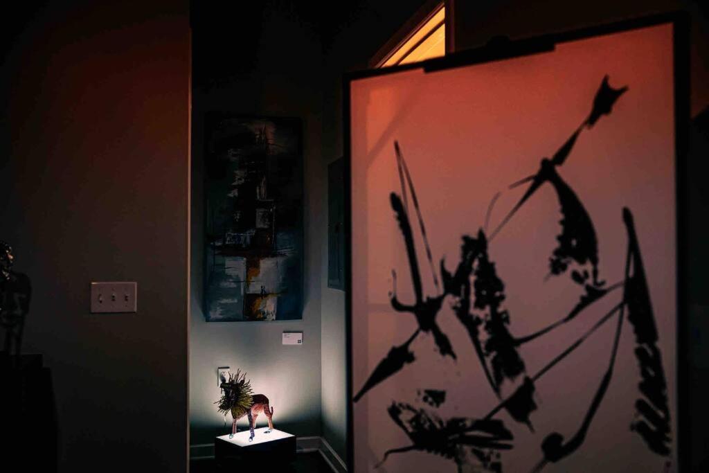 Downtown Art Penthouse Piano & Free Parking Dallas