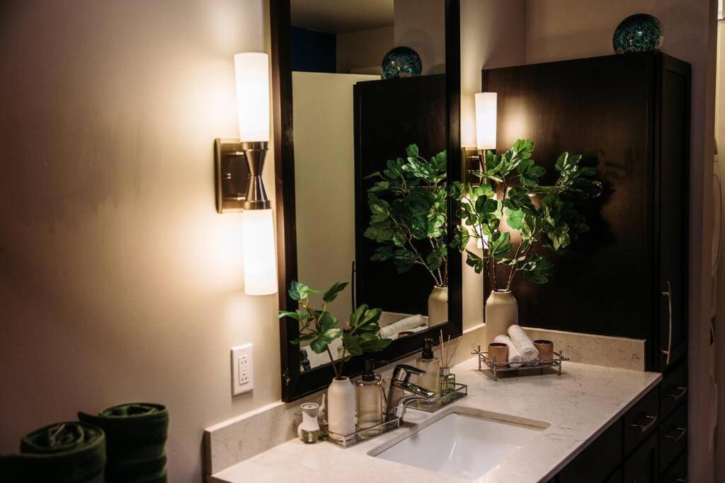 Apartamento Luxury Penthouse W/ Stunning View & King Bed Dallas