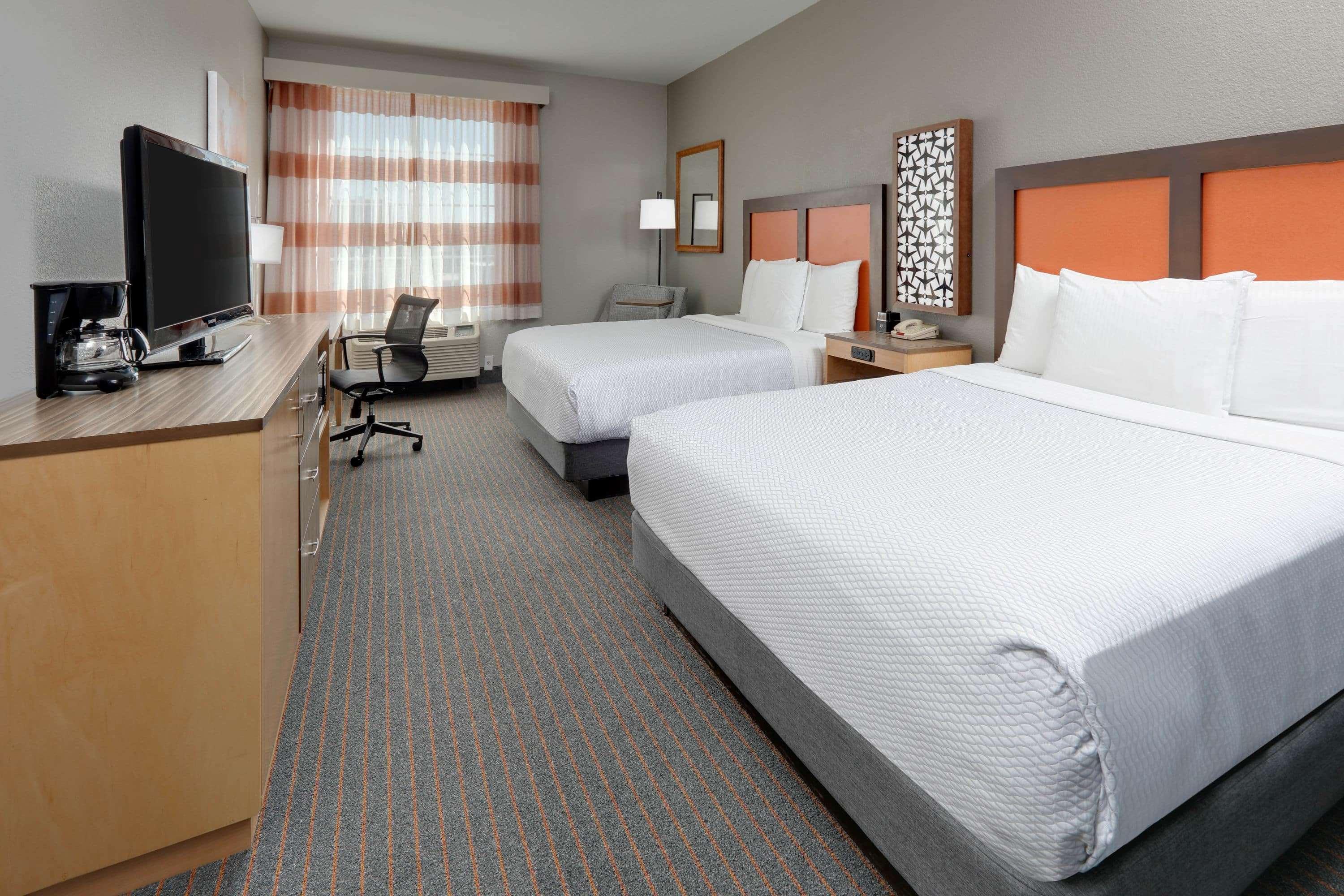 La Quinta By Wyndham Field Hotel Dallas