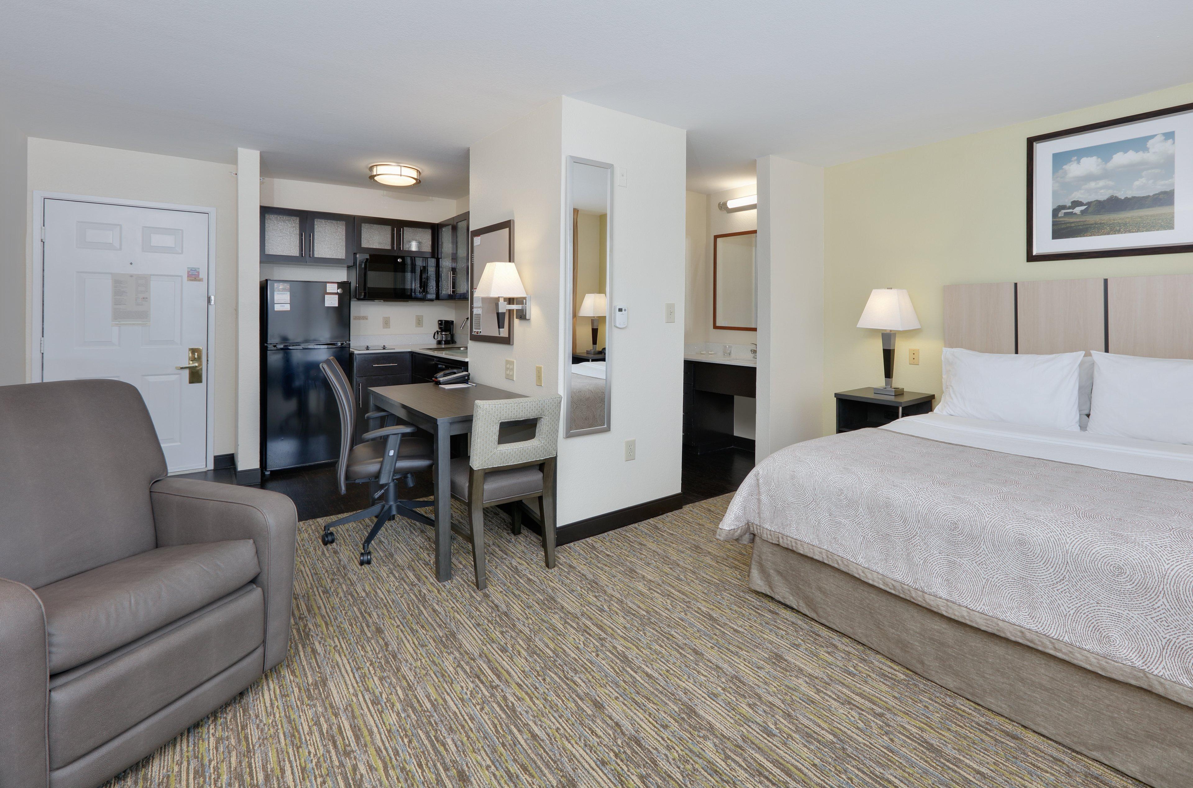 Candlewood Market Center-love Field By Ihg Hotel Dallas
