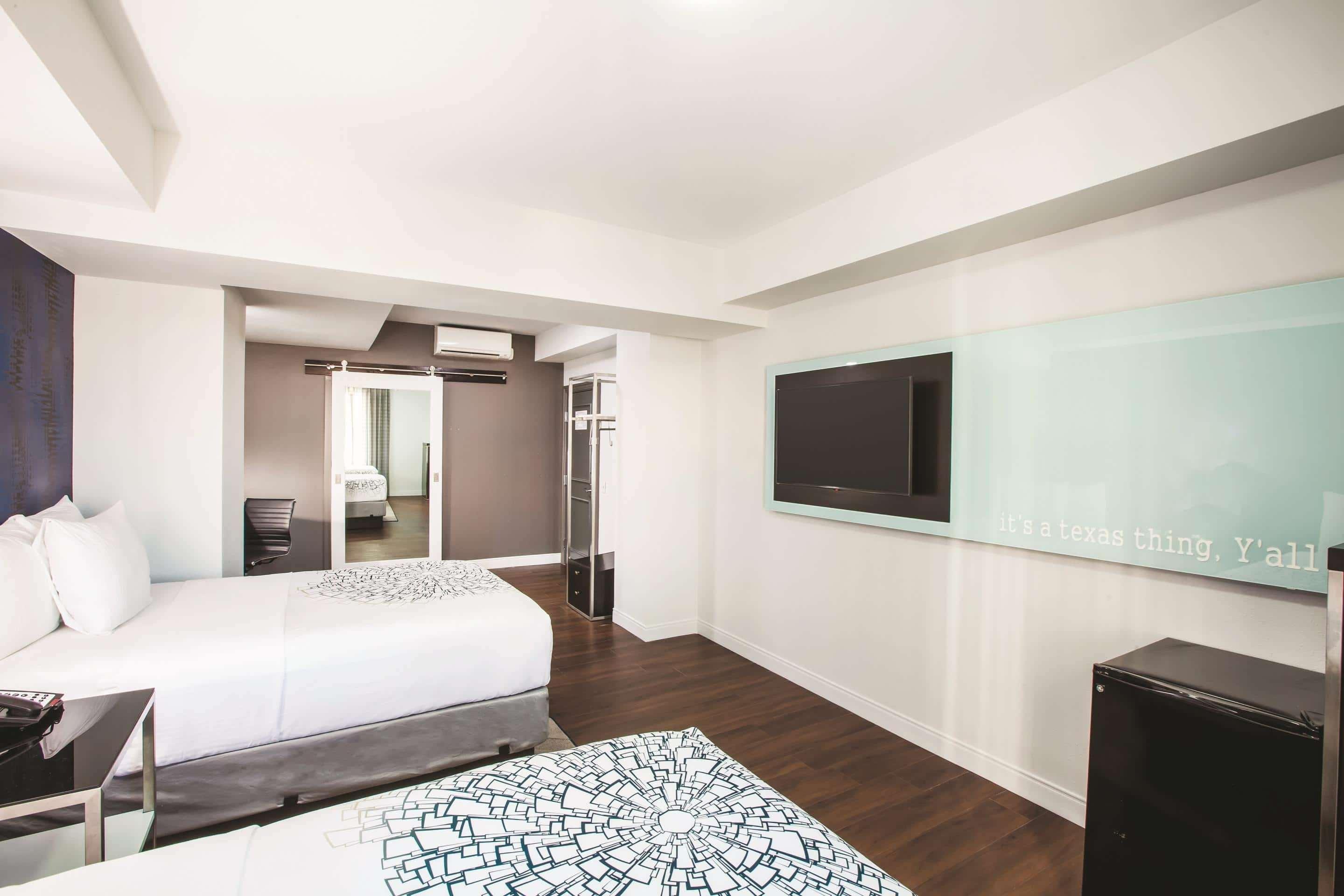 Express - Downtown By Ihg Hotel