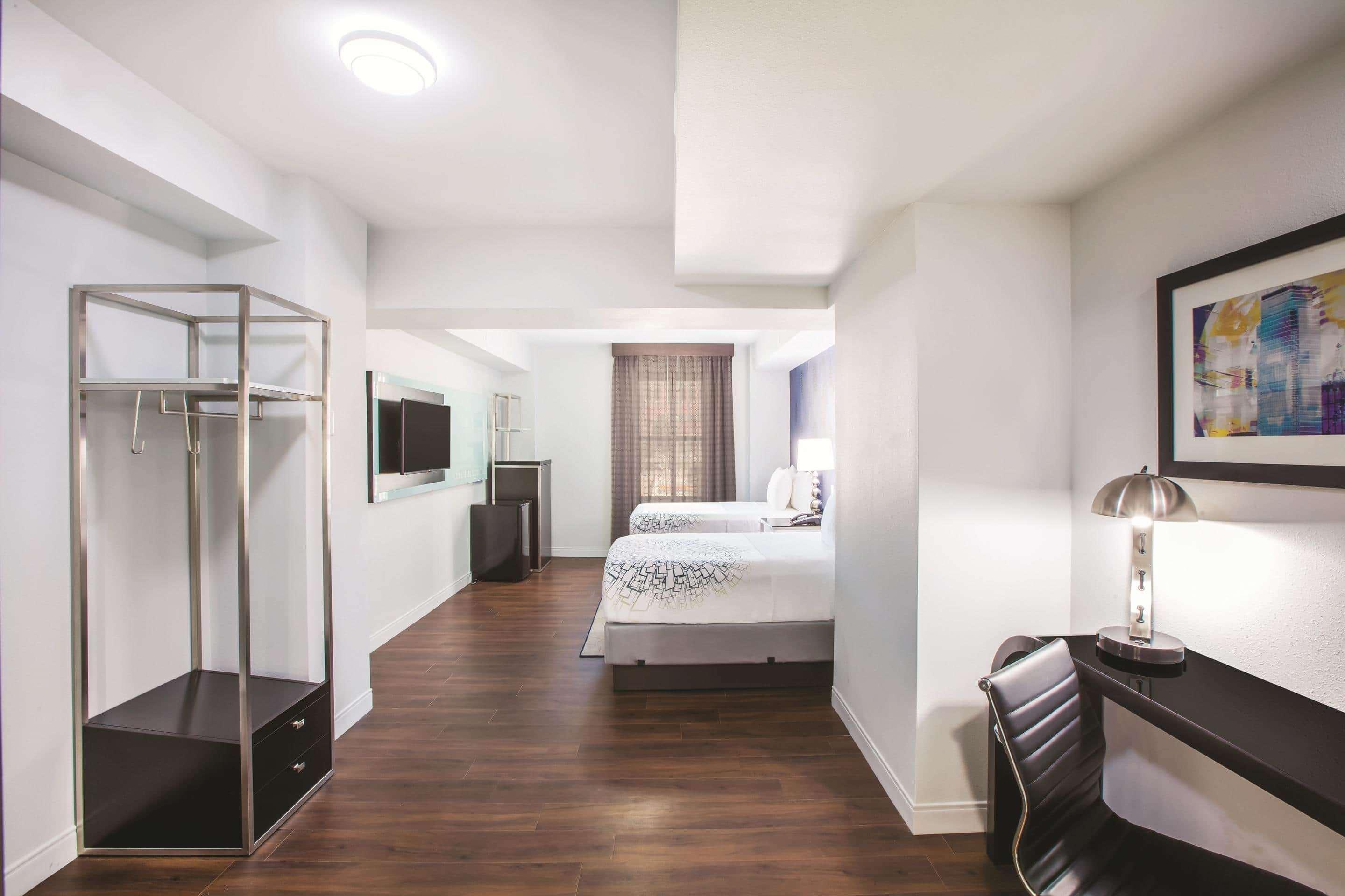 Express - Downtown By Ihg Hotel