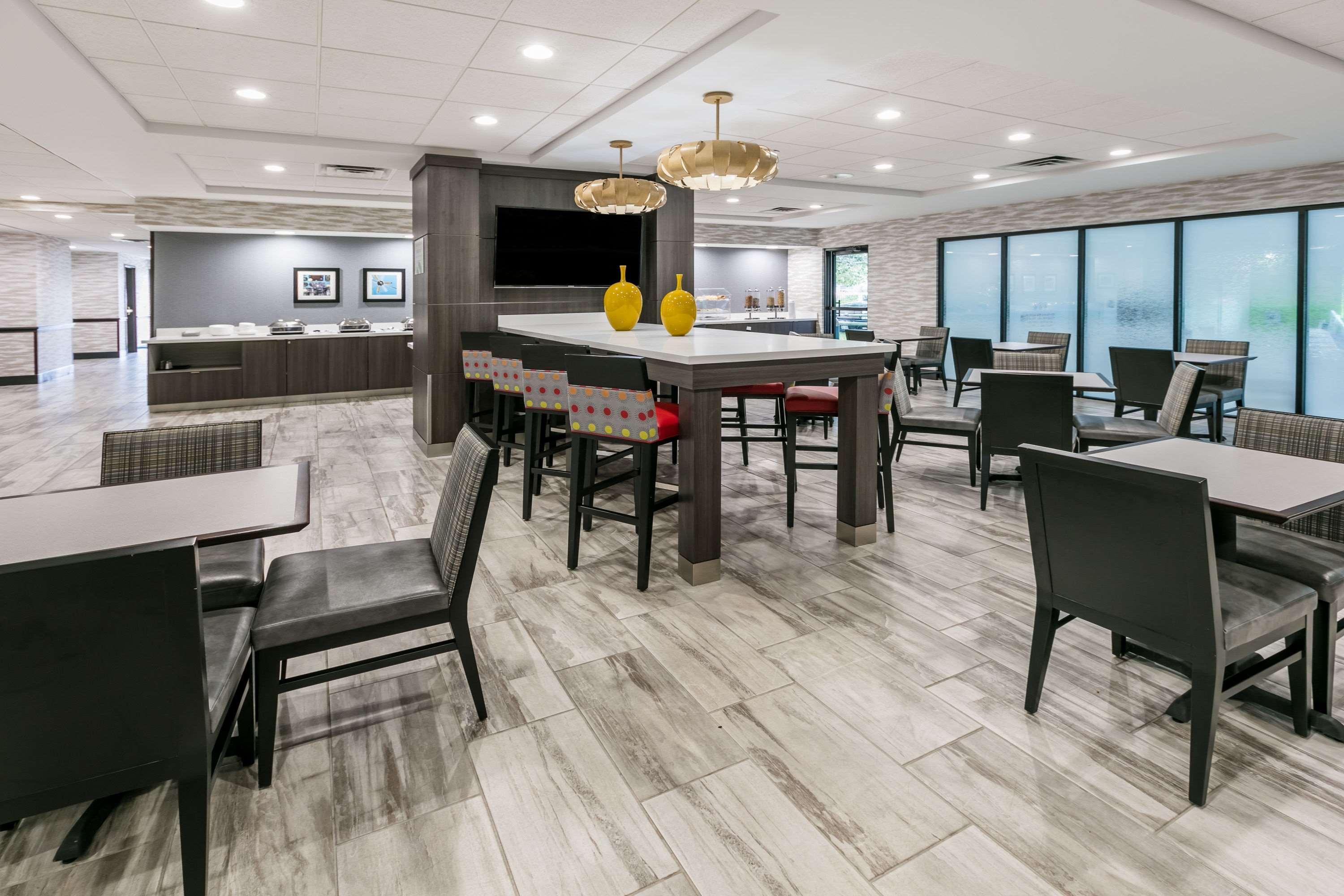 Hotel Wingate By Wyndham Field 3*