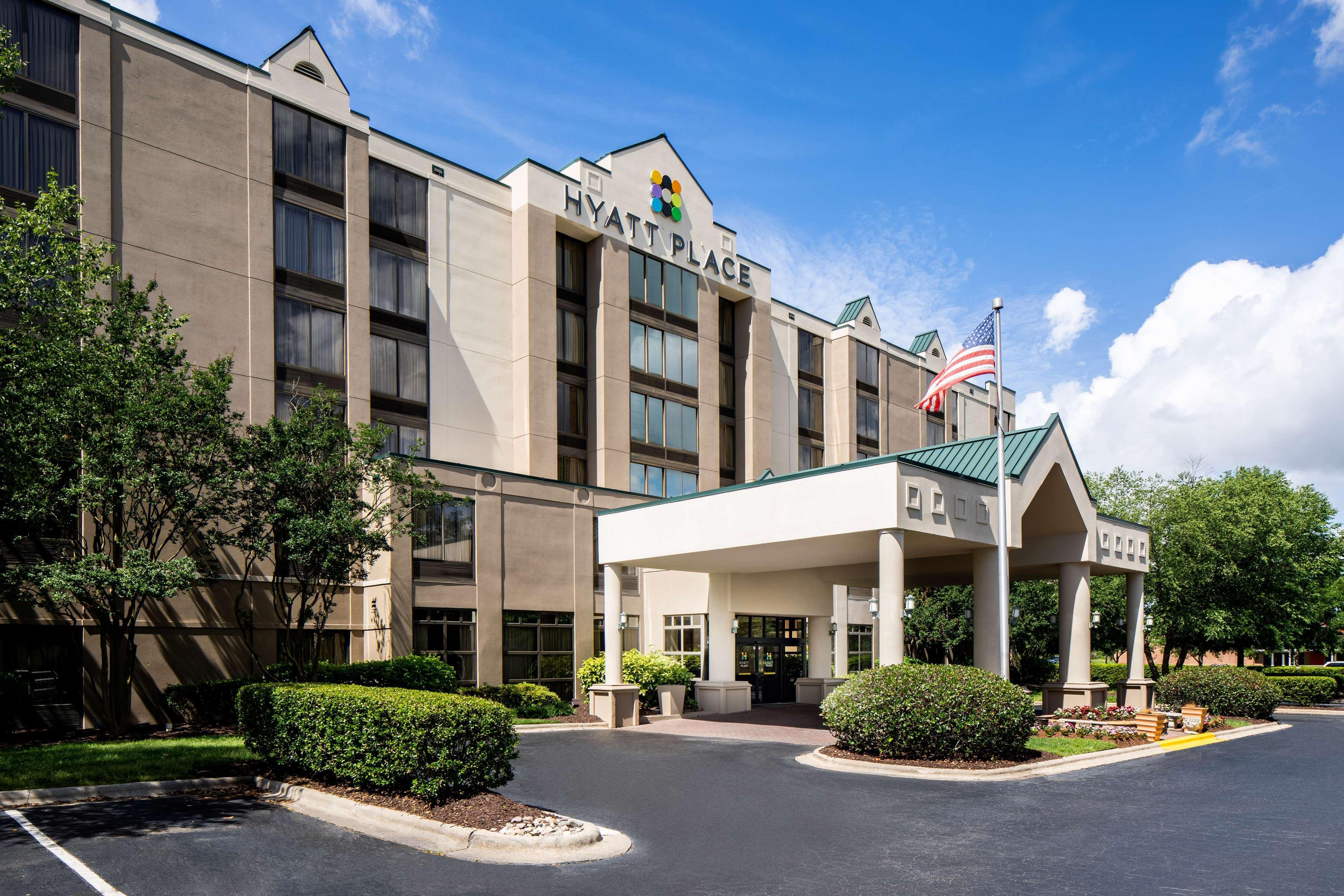 Hyatt Place Park 3*
