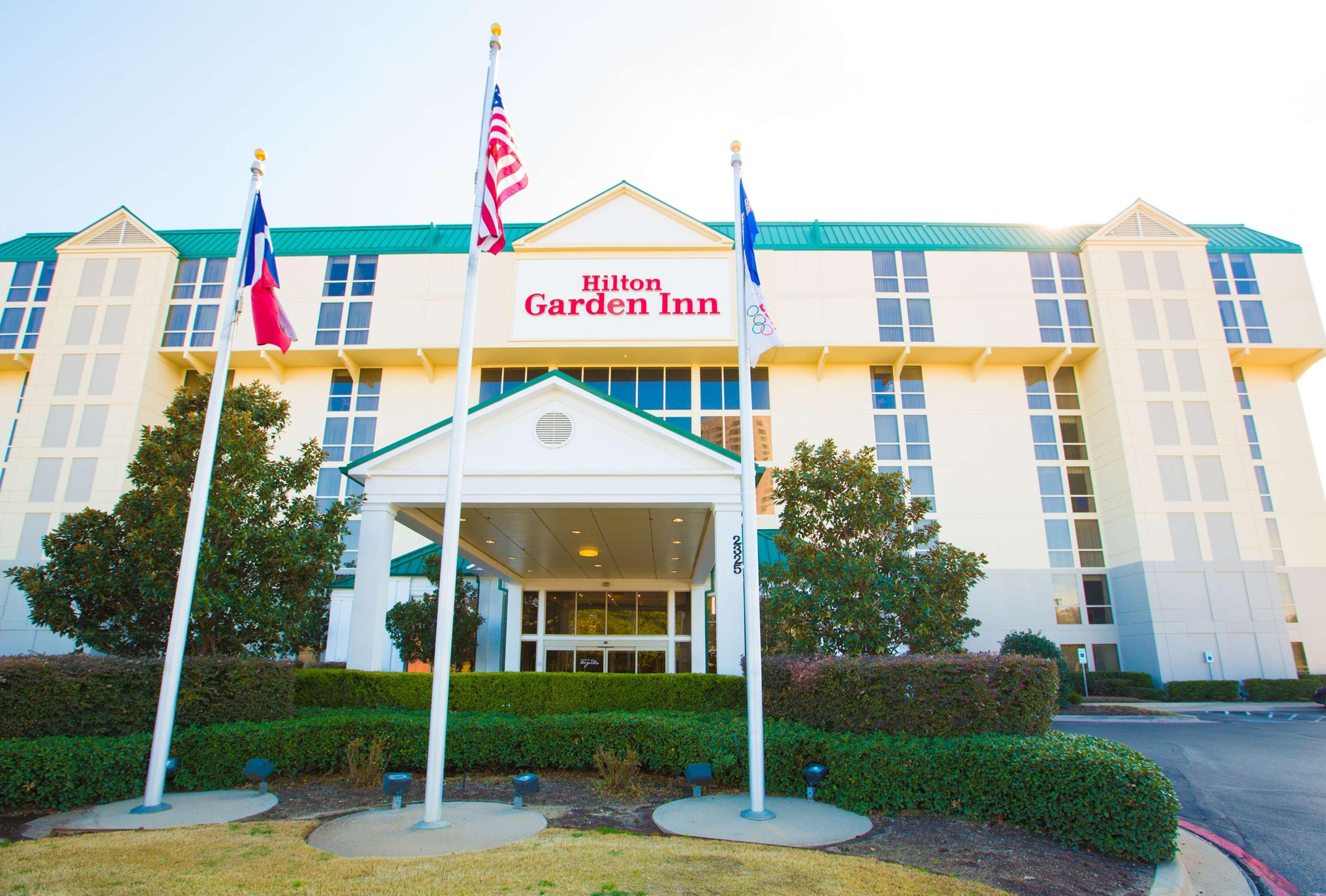 Hilton Garden Dallas/market Center Hotel 3*