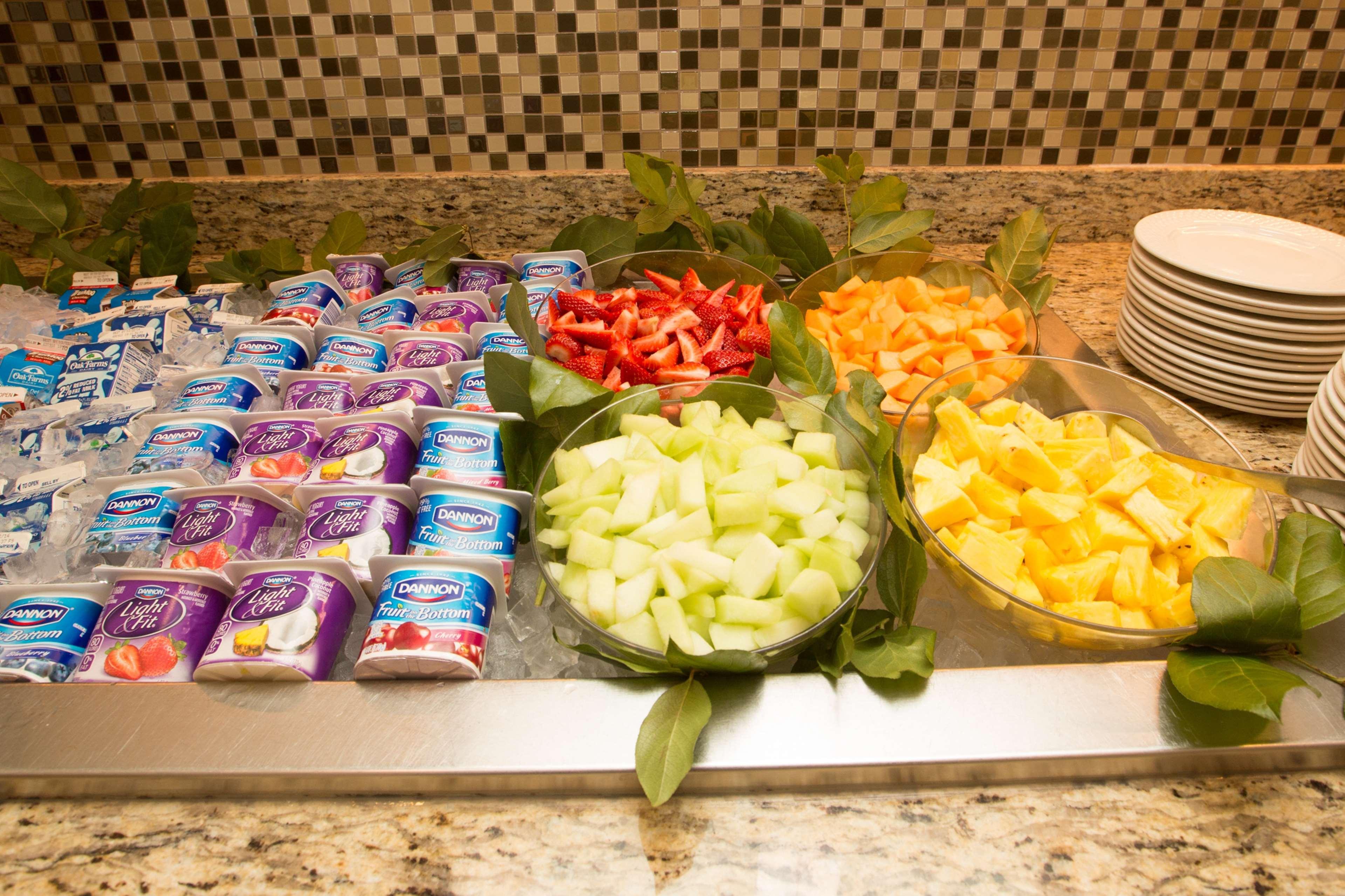 Hotel Hilton Garden Dallas/market Center 3*