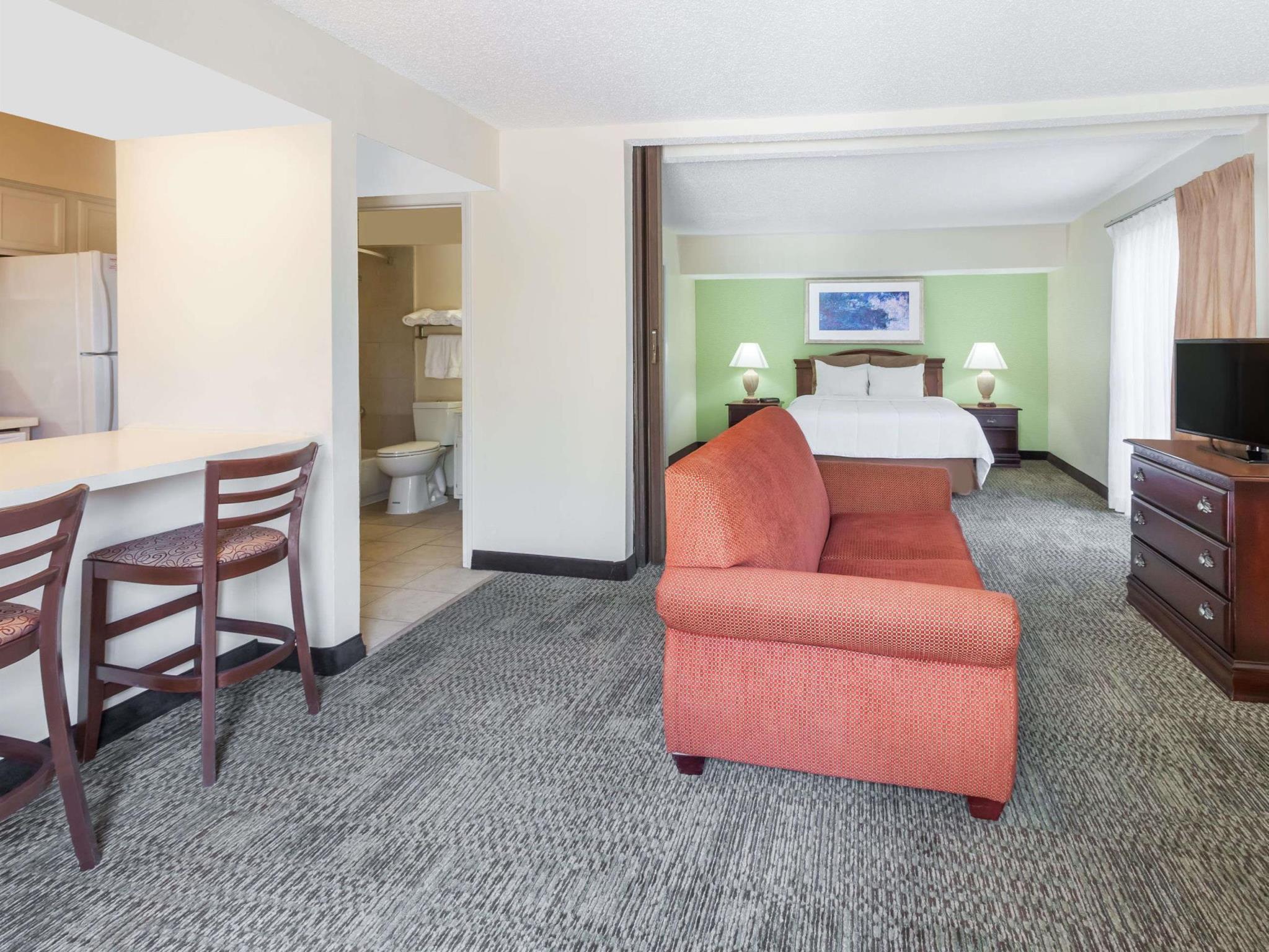 Hotel Hawthorn Field 3*