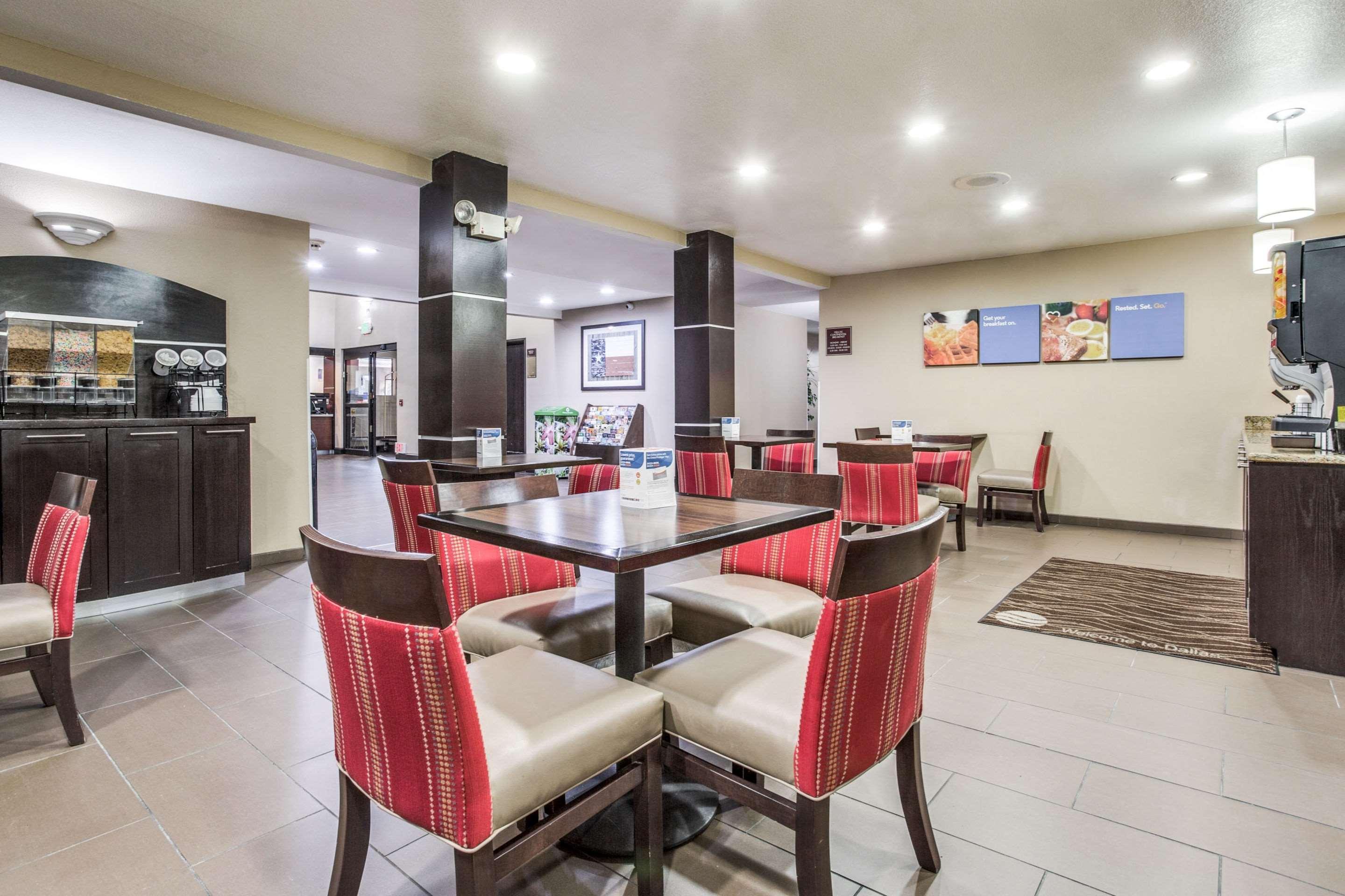 Comfort & Field-dallas Market Center