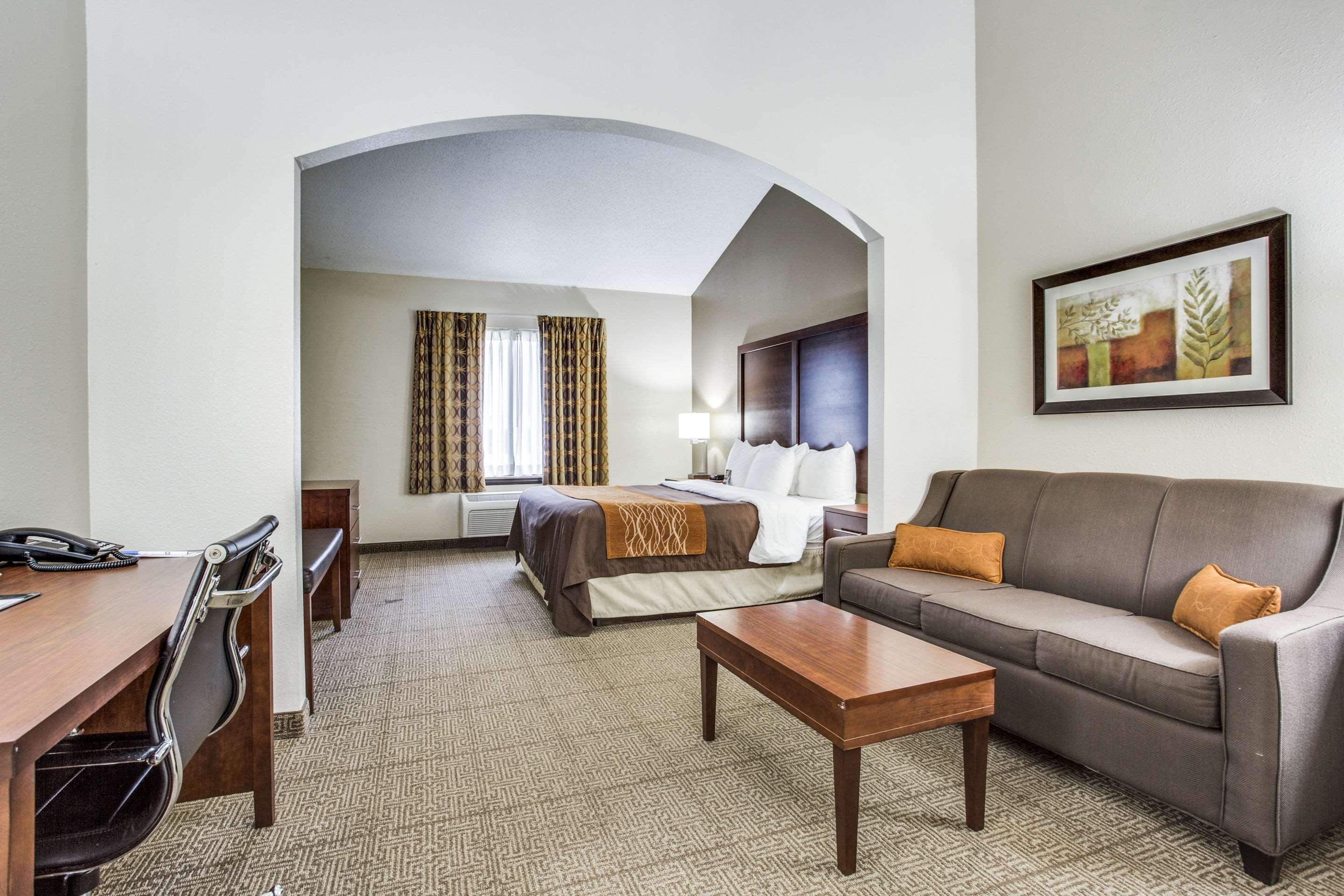 Hotel Comfort & Field-dallas Market Center Dallas