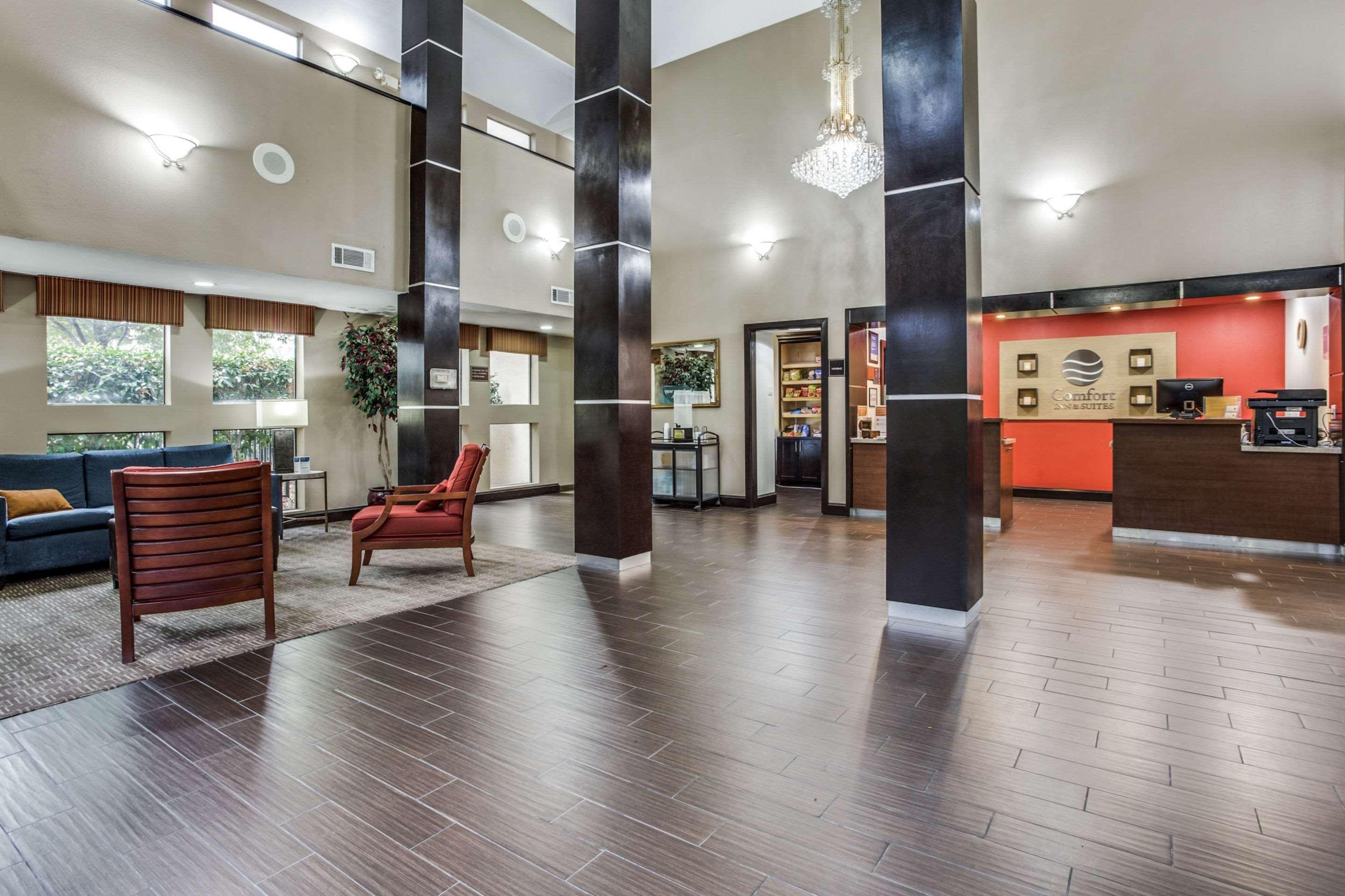 Hotel Comfort & Field-dallas Market Center 3*