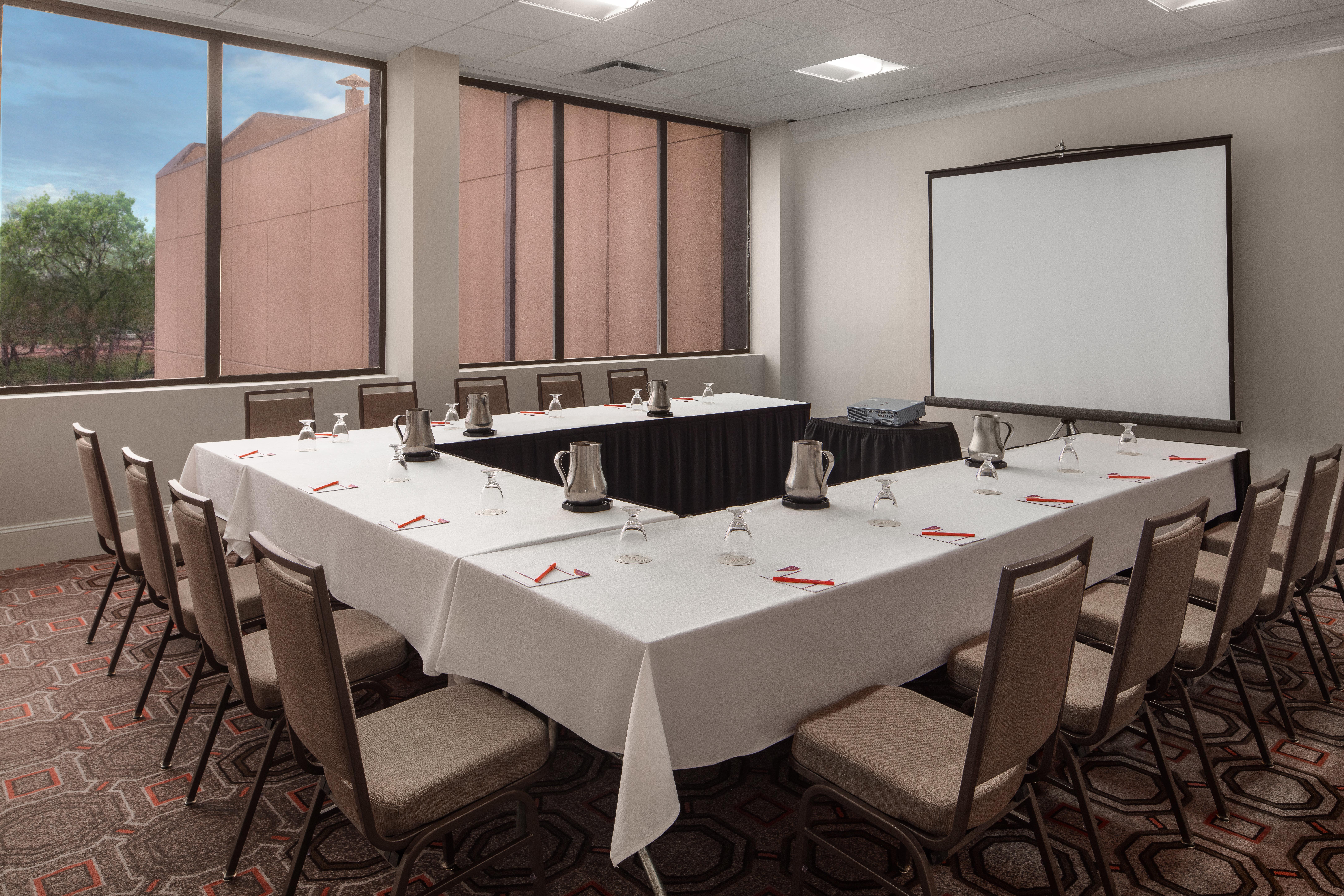 Crowne Plaza Market Ctr - Field, An Ihg 3*