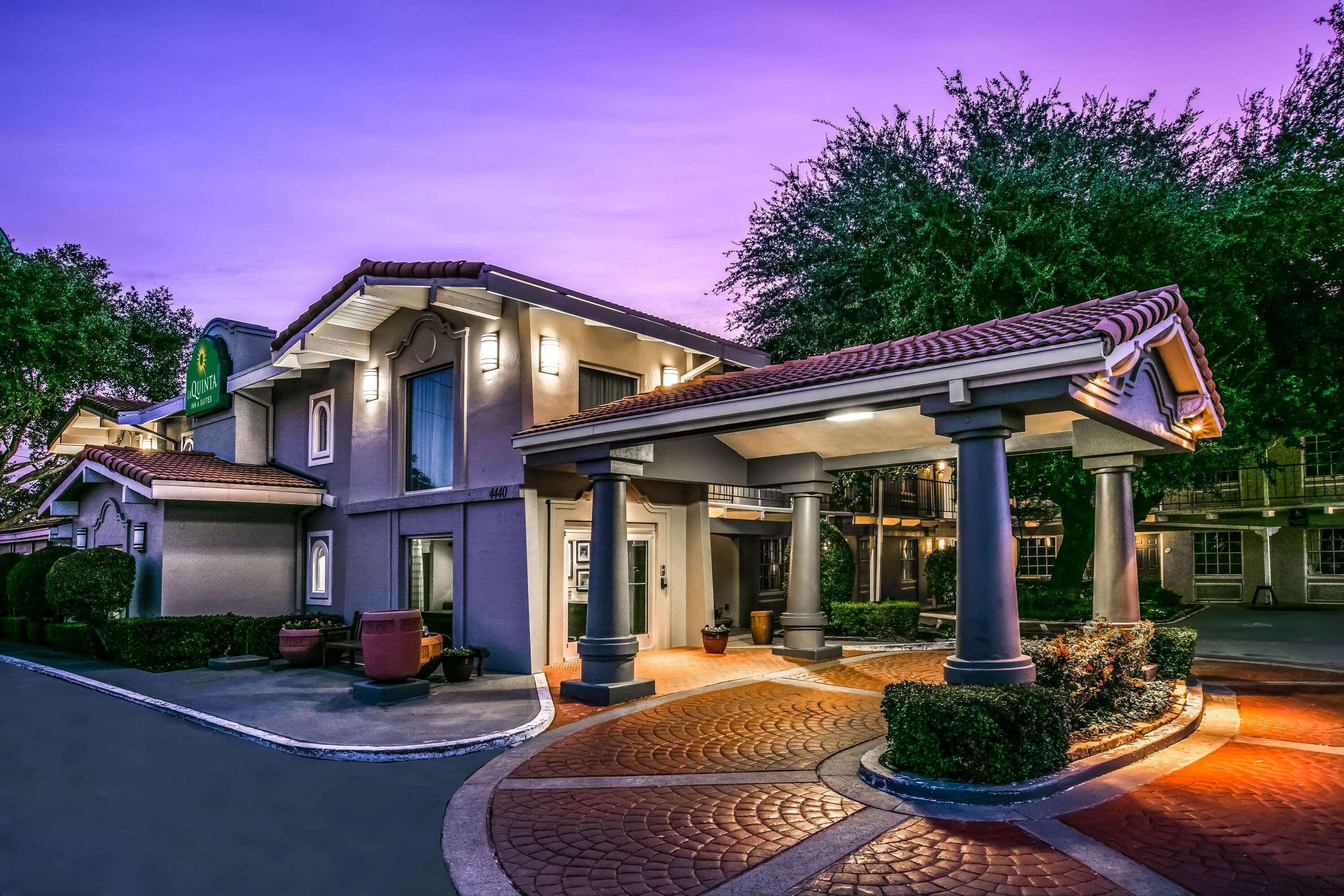La Quinta By Wyndham Uptown Hotel Dallas