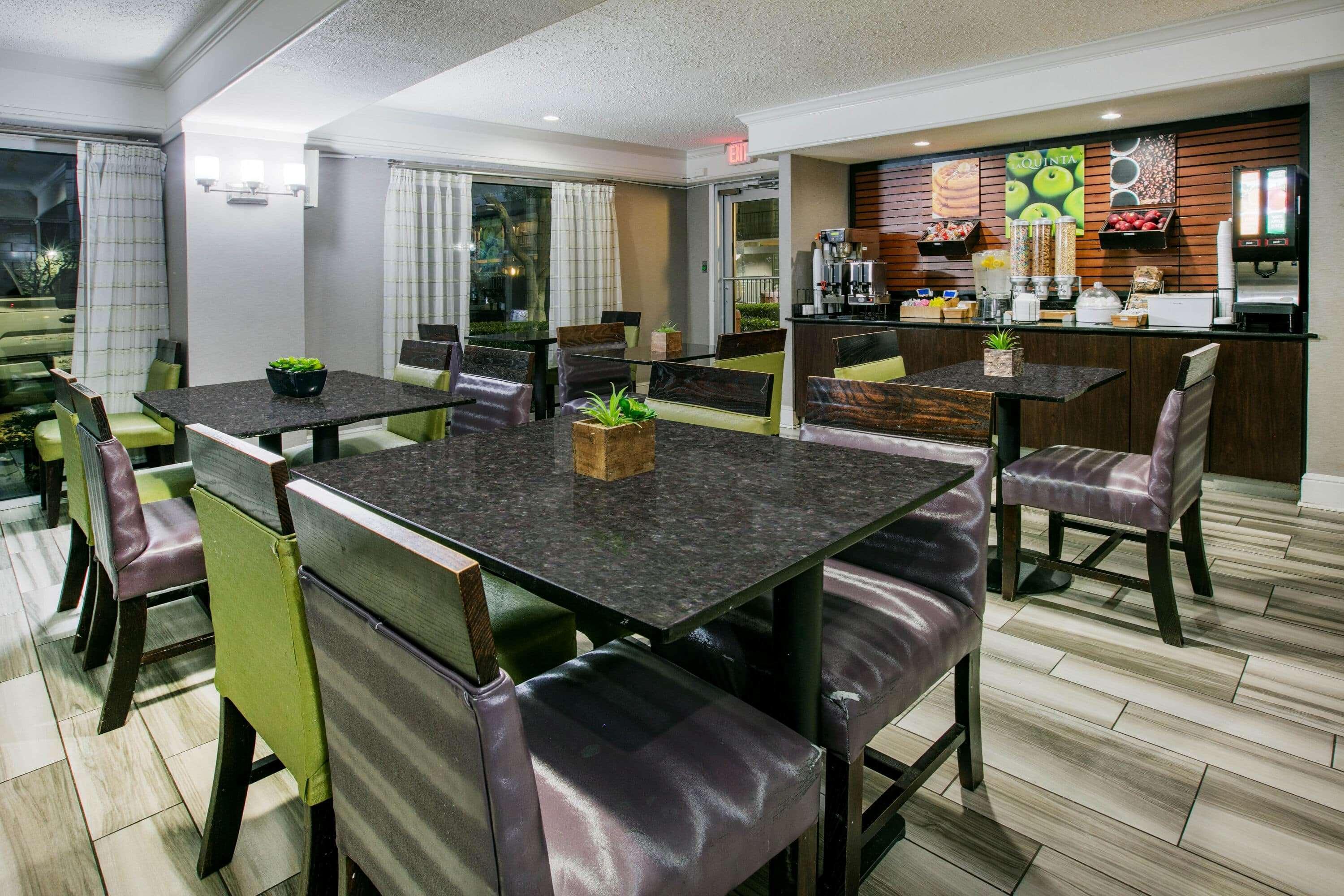 La Quinta By Wyndham Uptown Hotel Dallas