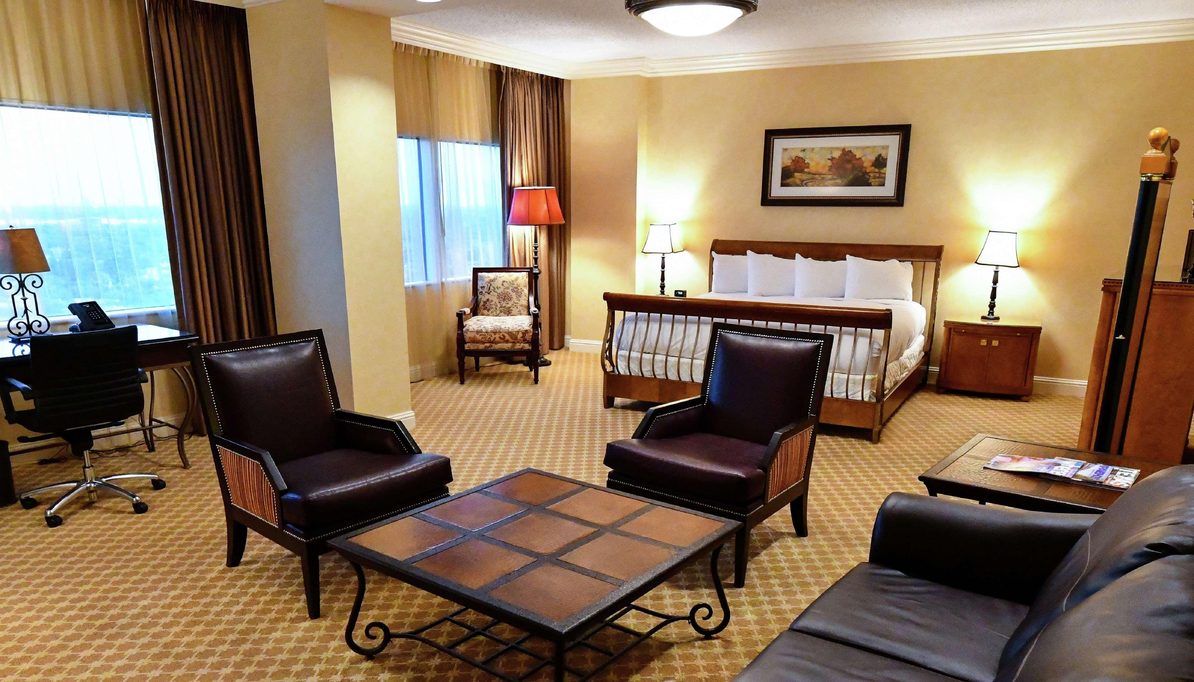 Hilton Lincoln Centre 4*