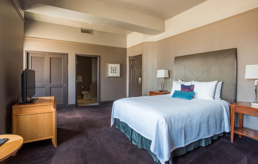 Hotel Magnolia Downtown Dallas