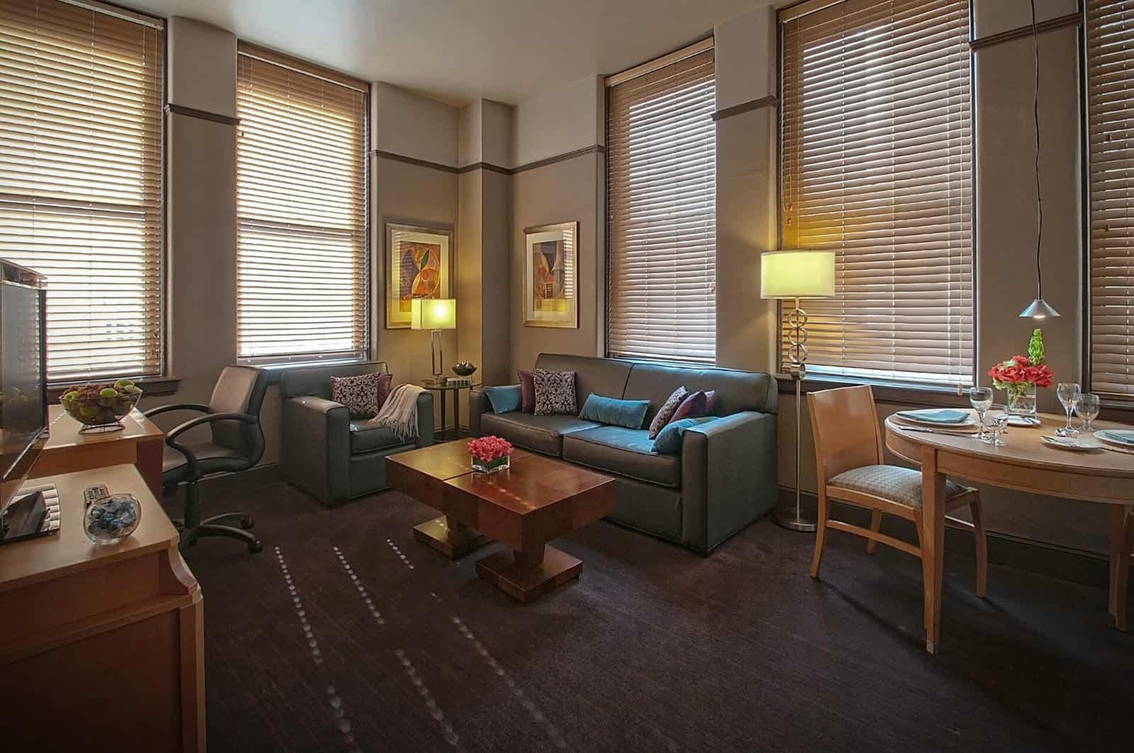 Magnolia Downtown 4*