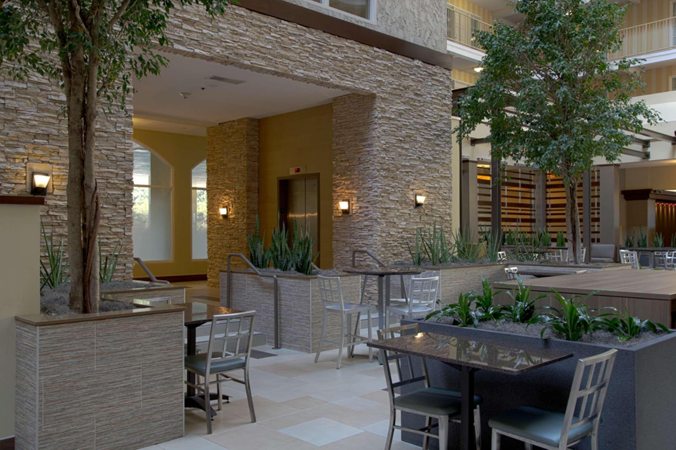 Embassy By Hilton Market Center Dallas