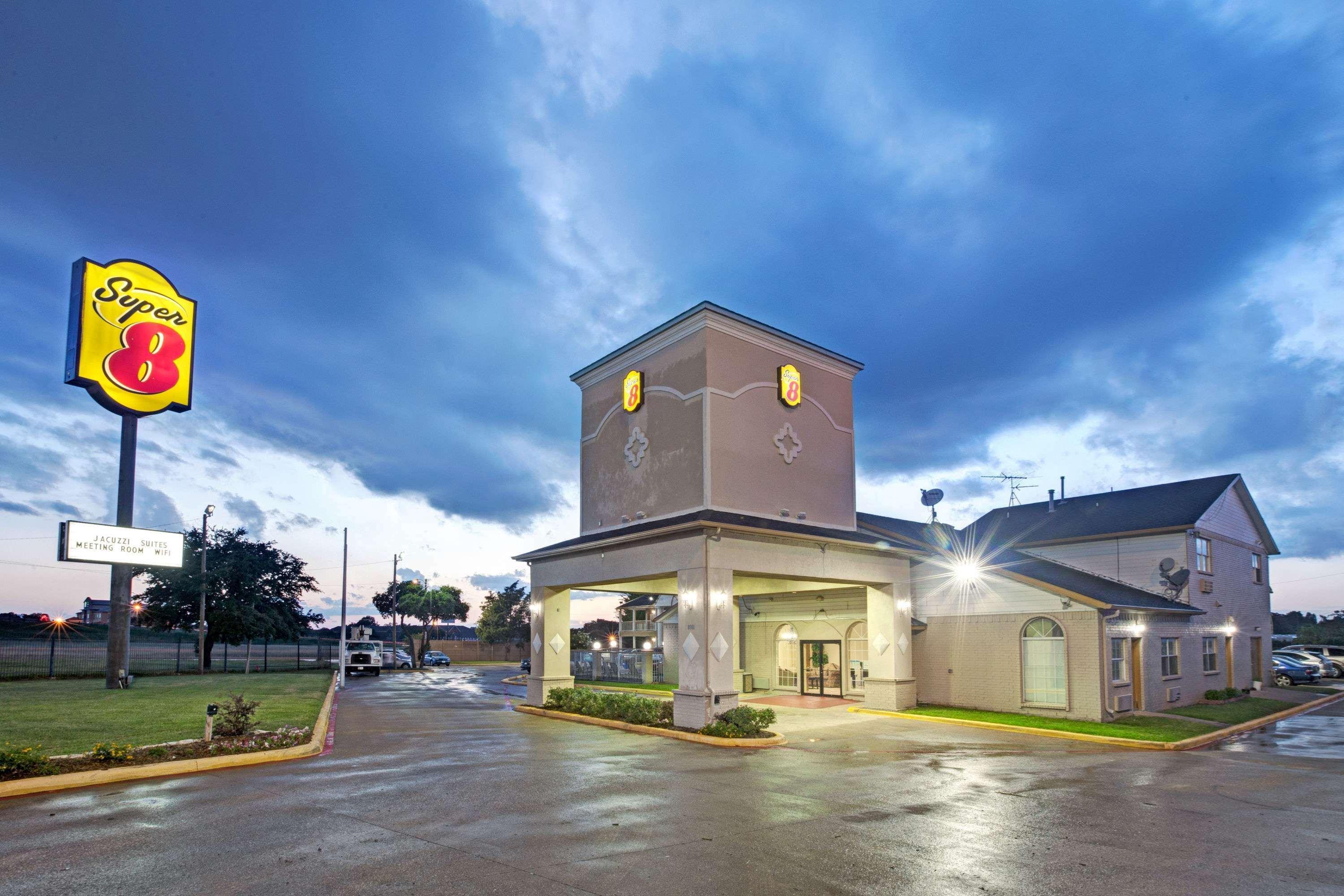 Super 8 East Near Fair Park Downtown Dallas