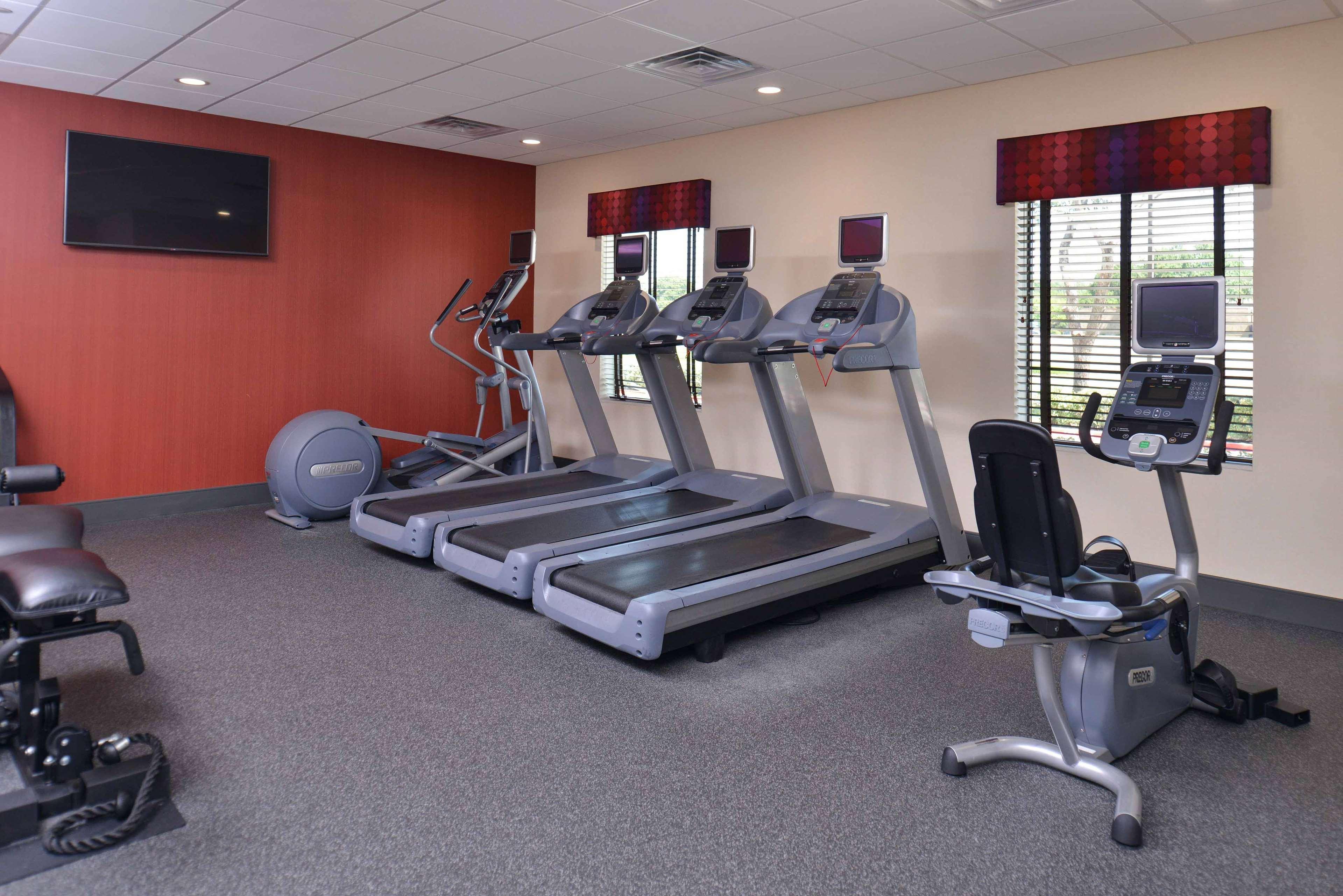 Hampton & Market Center 3* Dallas