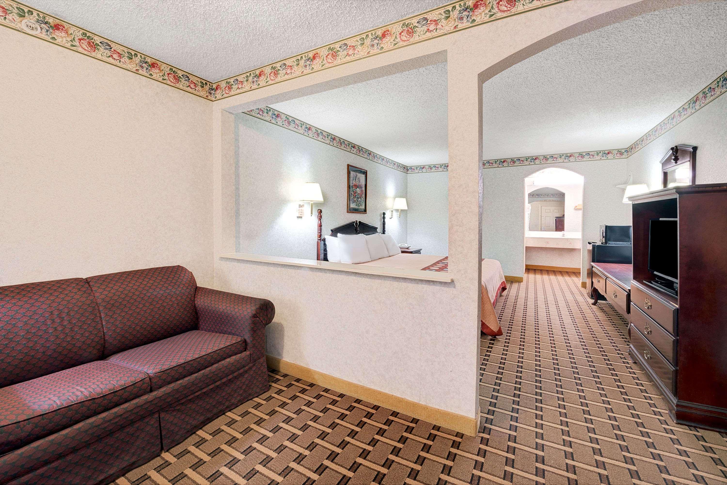 Super 8 By Wyndham South * Dallas