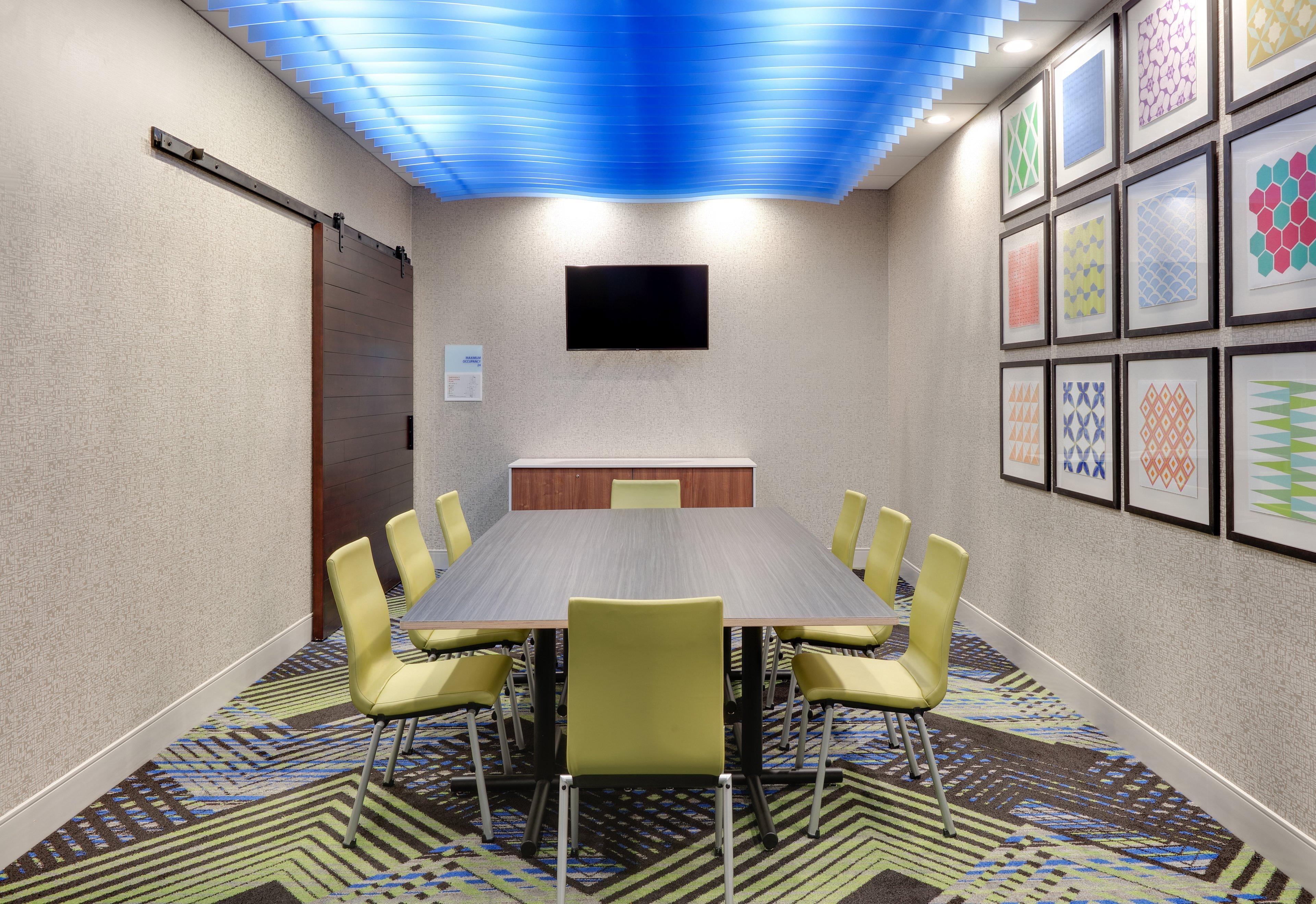 Express & - Nw Hwy - Field By Ihg 3*