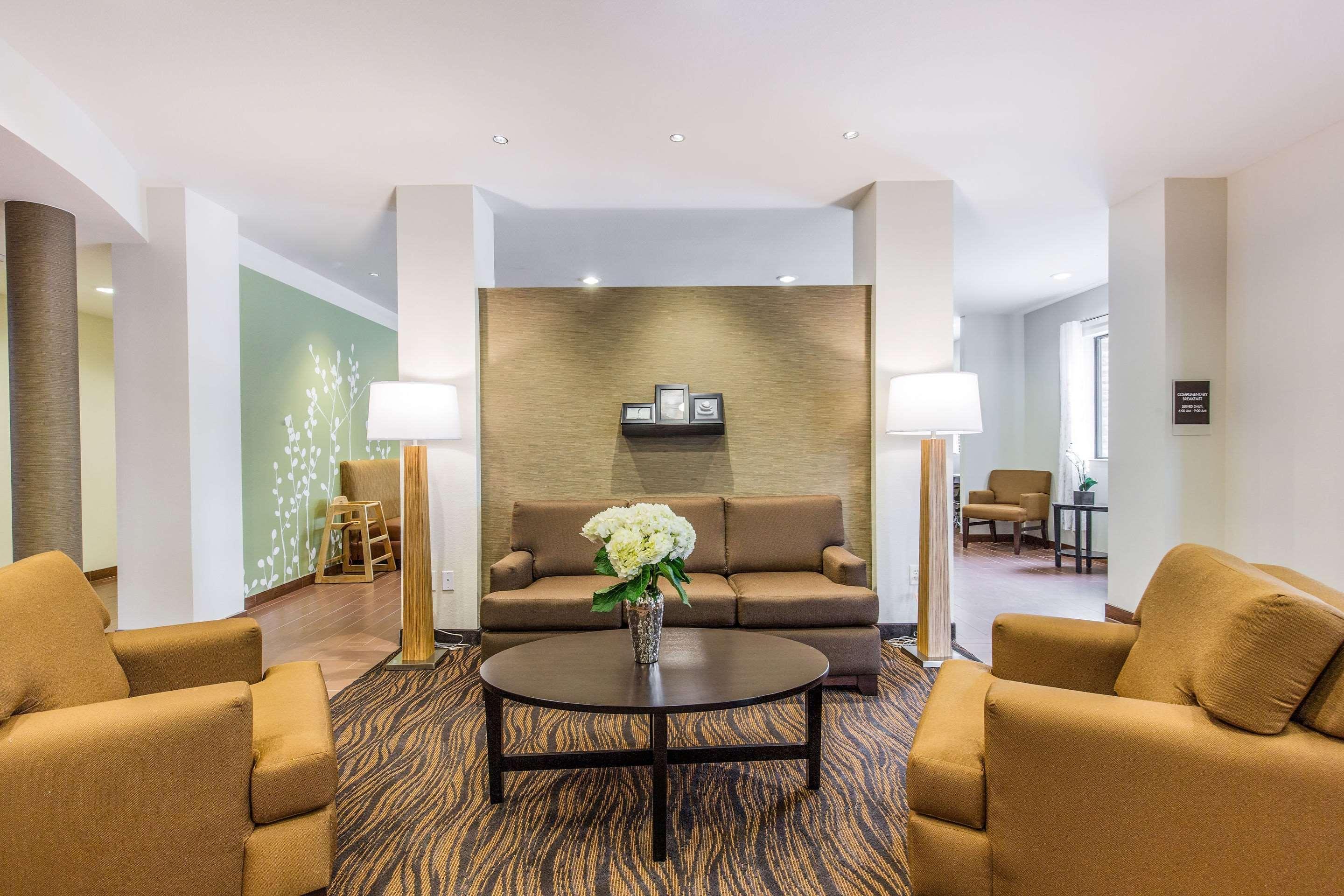 Sleep Inn Dallas Love Field-Medical District