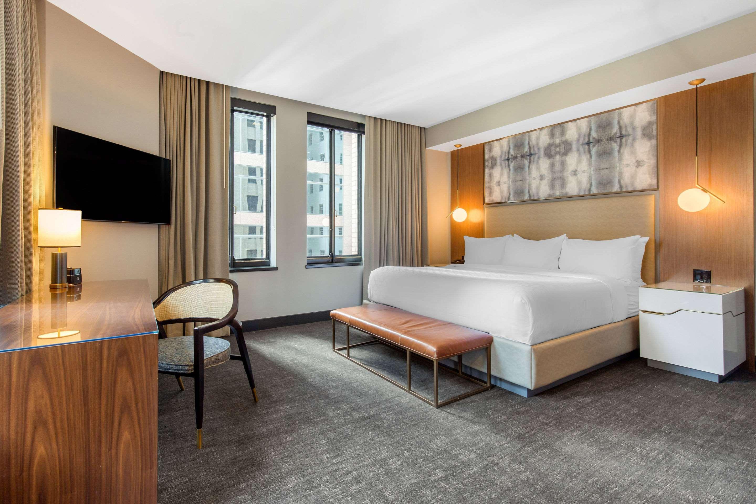 Renaissance Saint Elm Downtown Hotel Dallas