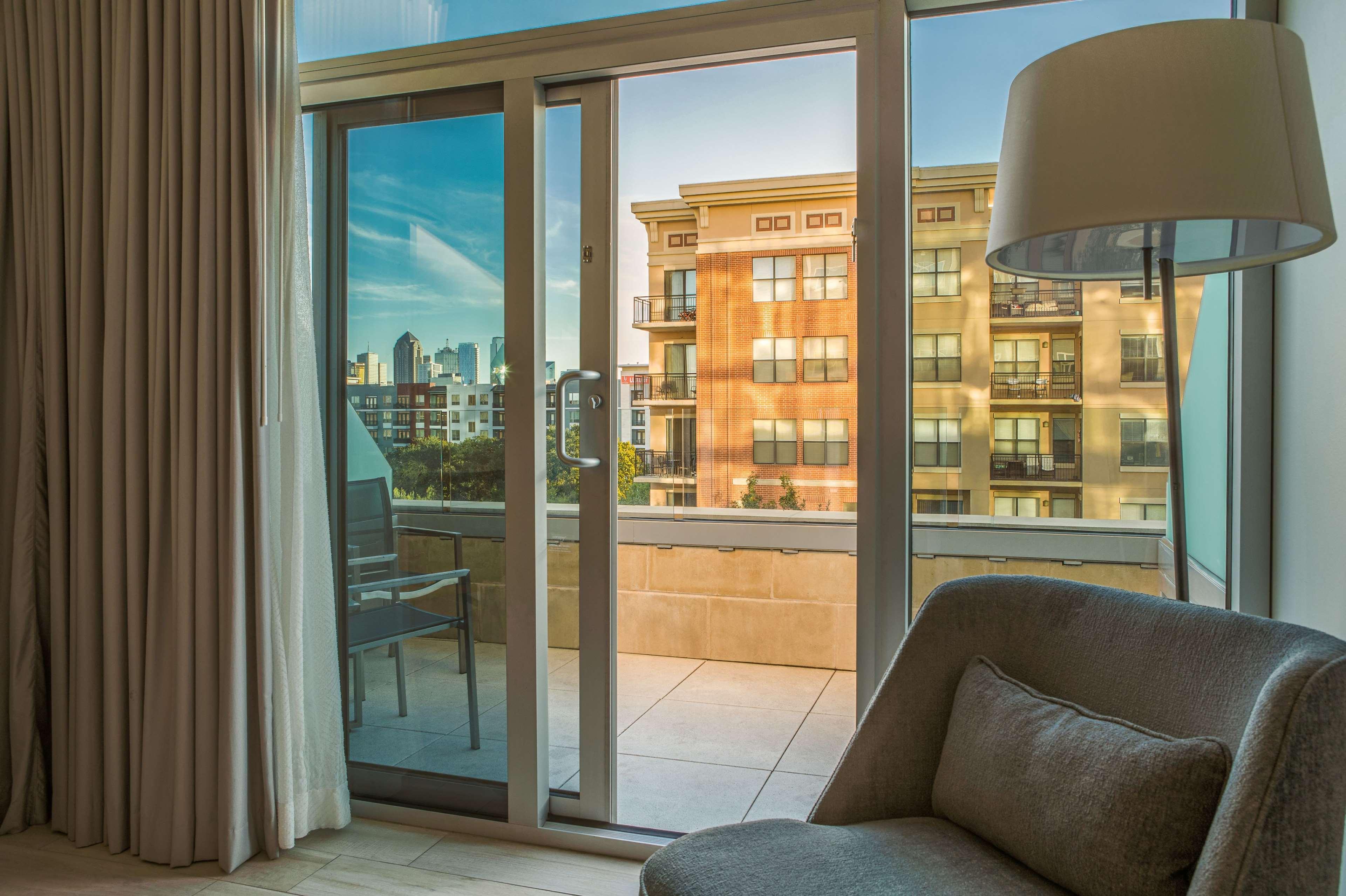 Hotel Canopy By Hilton Uptown 4*