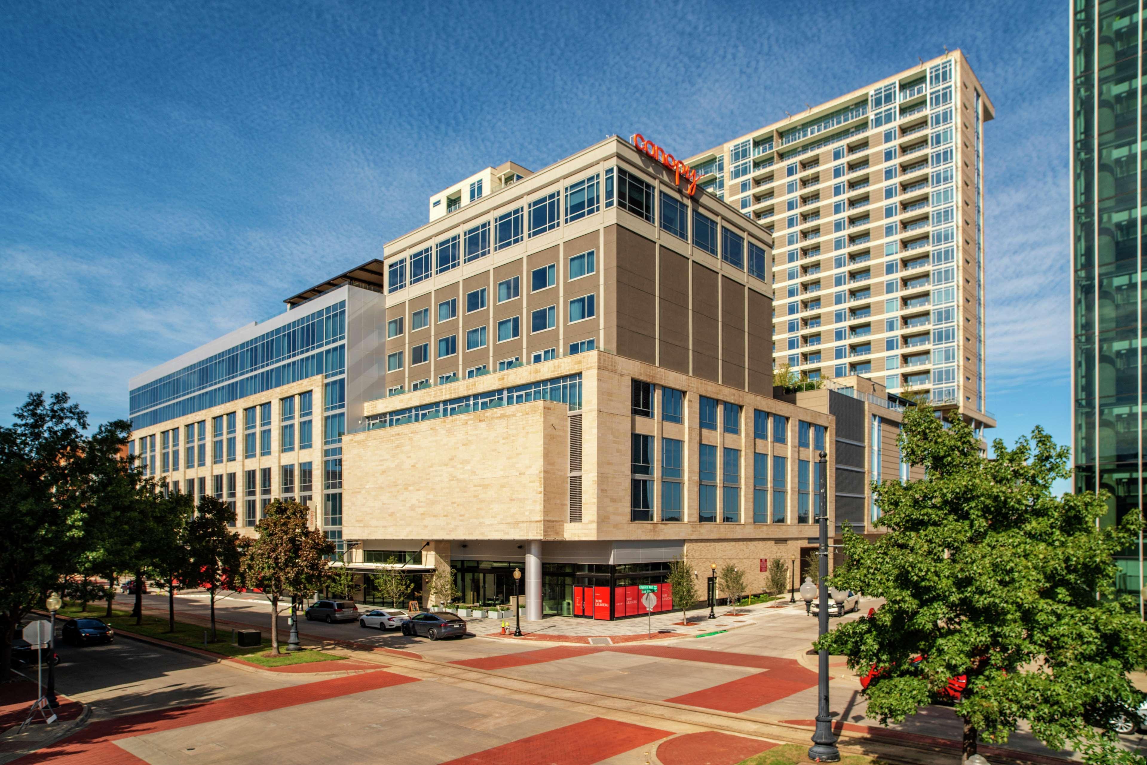 Canopy By Hilton Uptown 4*
