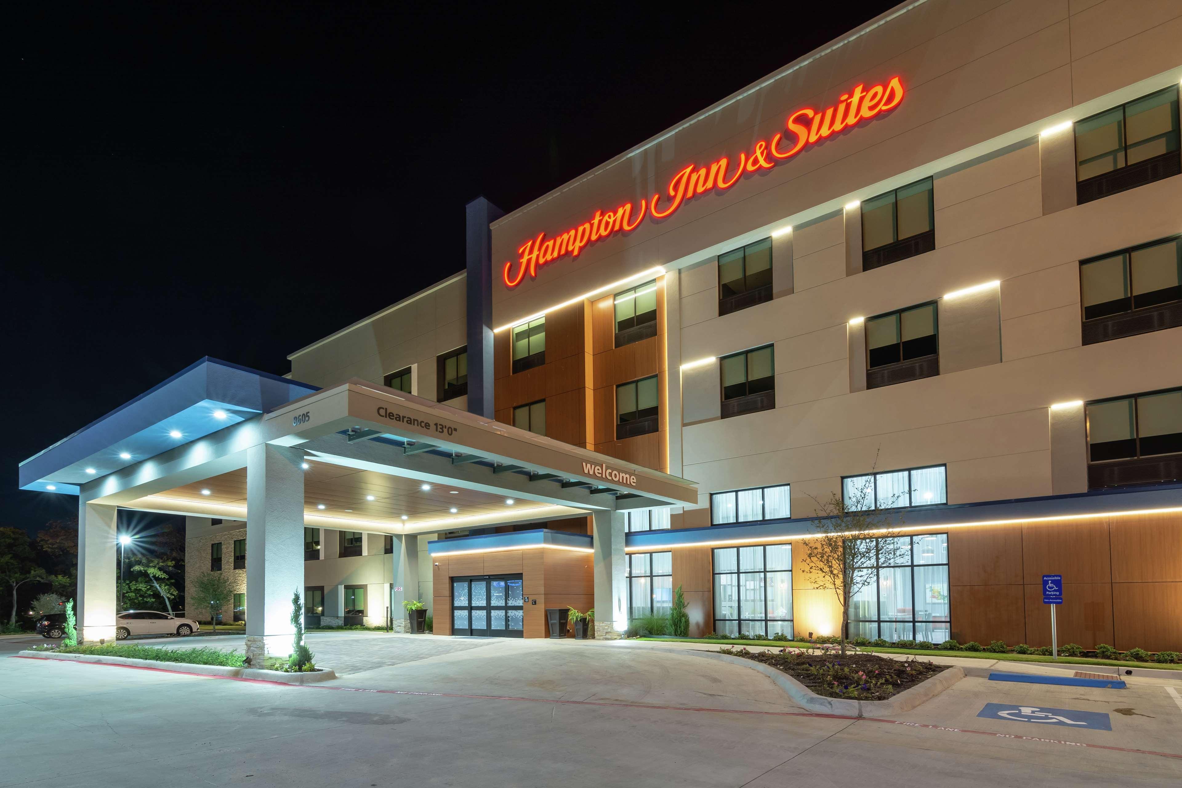 Hampton & East Hotel 3*