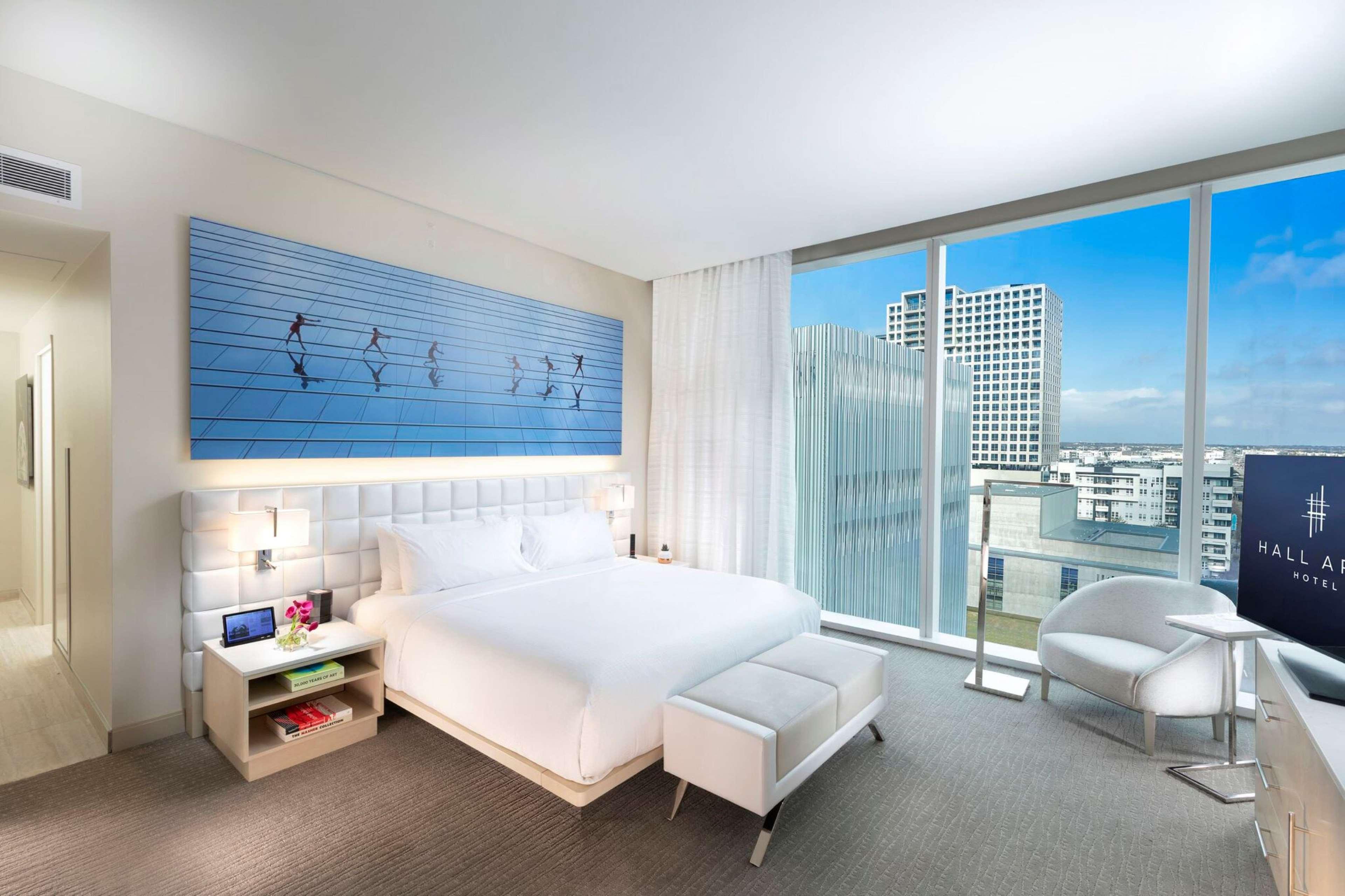 Hall Arts Dallas, Curio Collection By Hilton Hotel