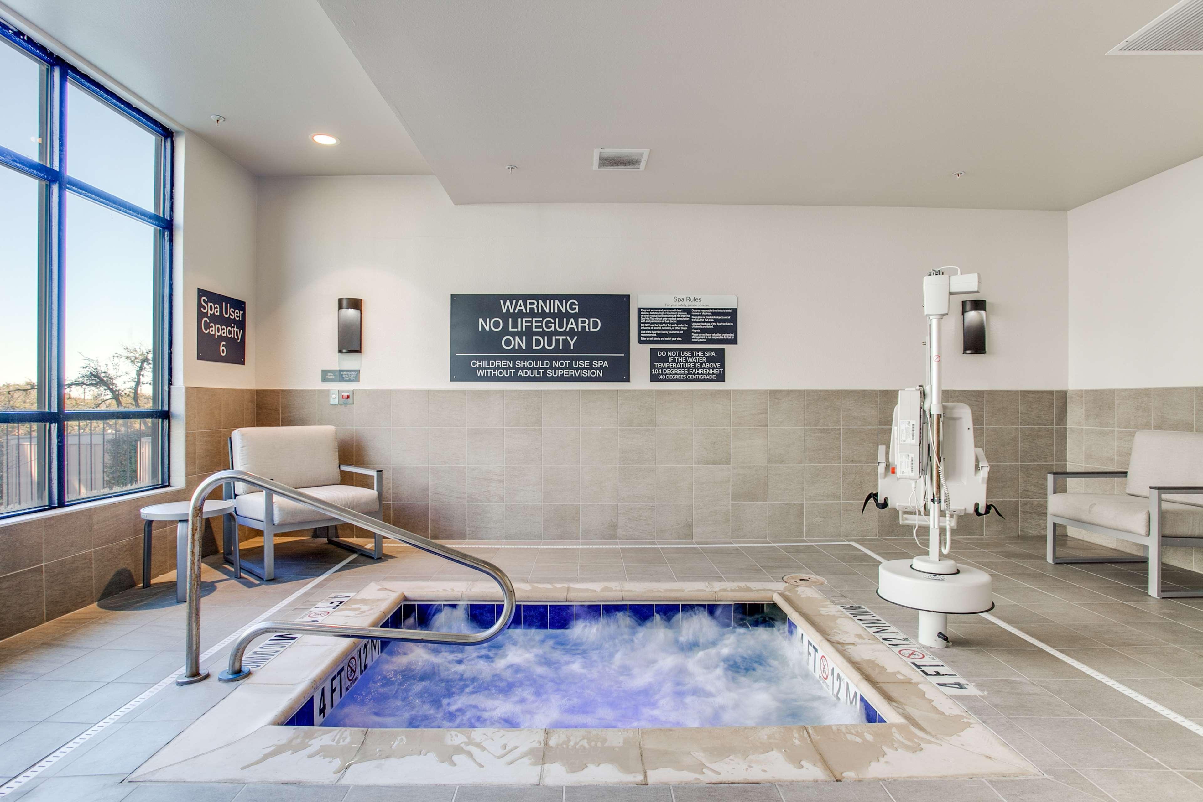 Hilton Garden Dallas-central Expy/north Park Area, Tx 3*