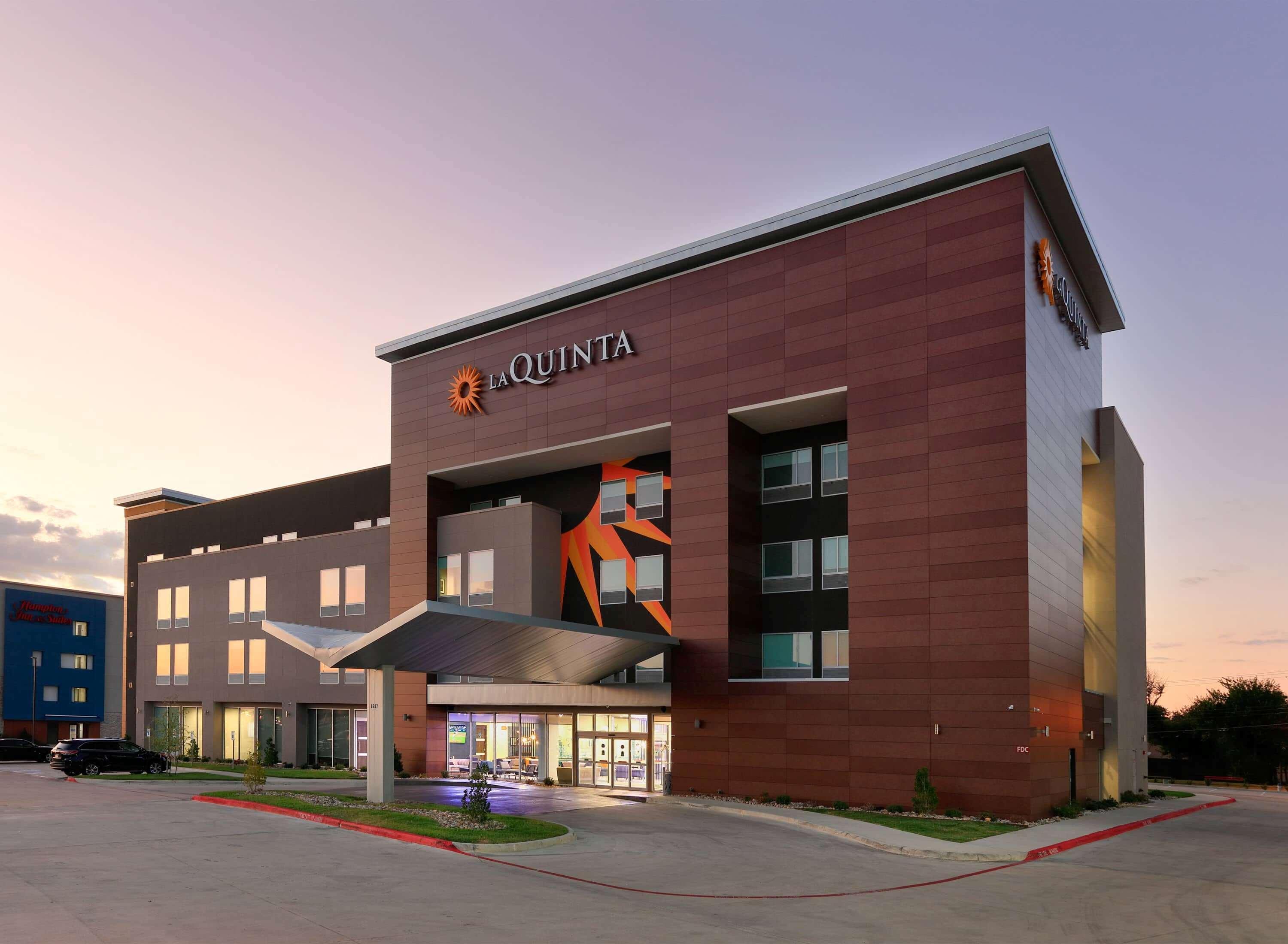 La Quinta & By Wyndham Dallas/fairpark Hotel 3*