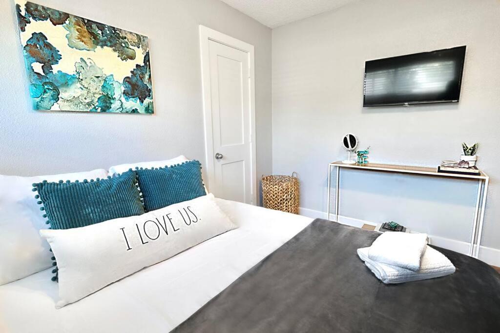 The Boutique Space & Free Parking Apartment *
