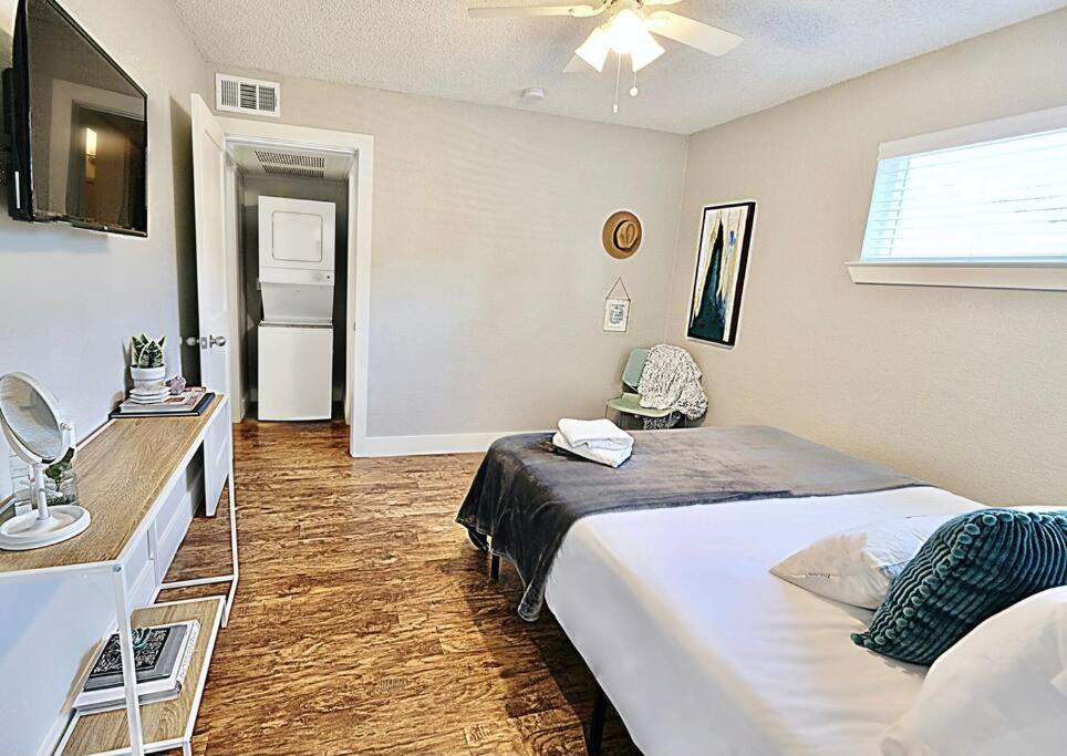 The Boutique Space & Free Parking Apartment *