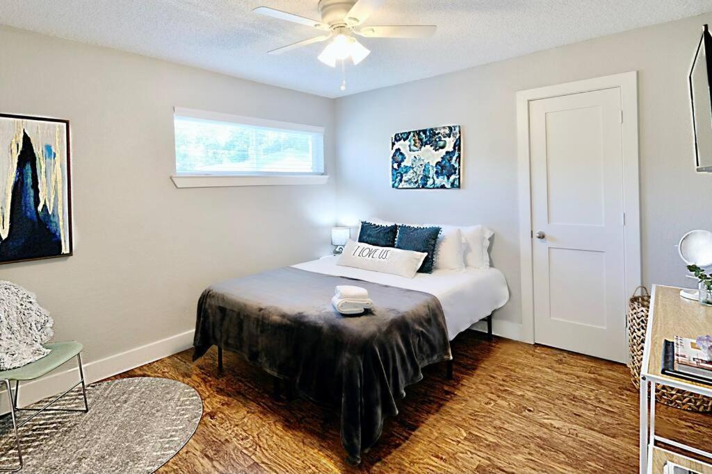 The Boutique Space & Free Parking Apartment *