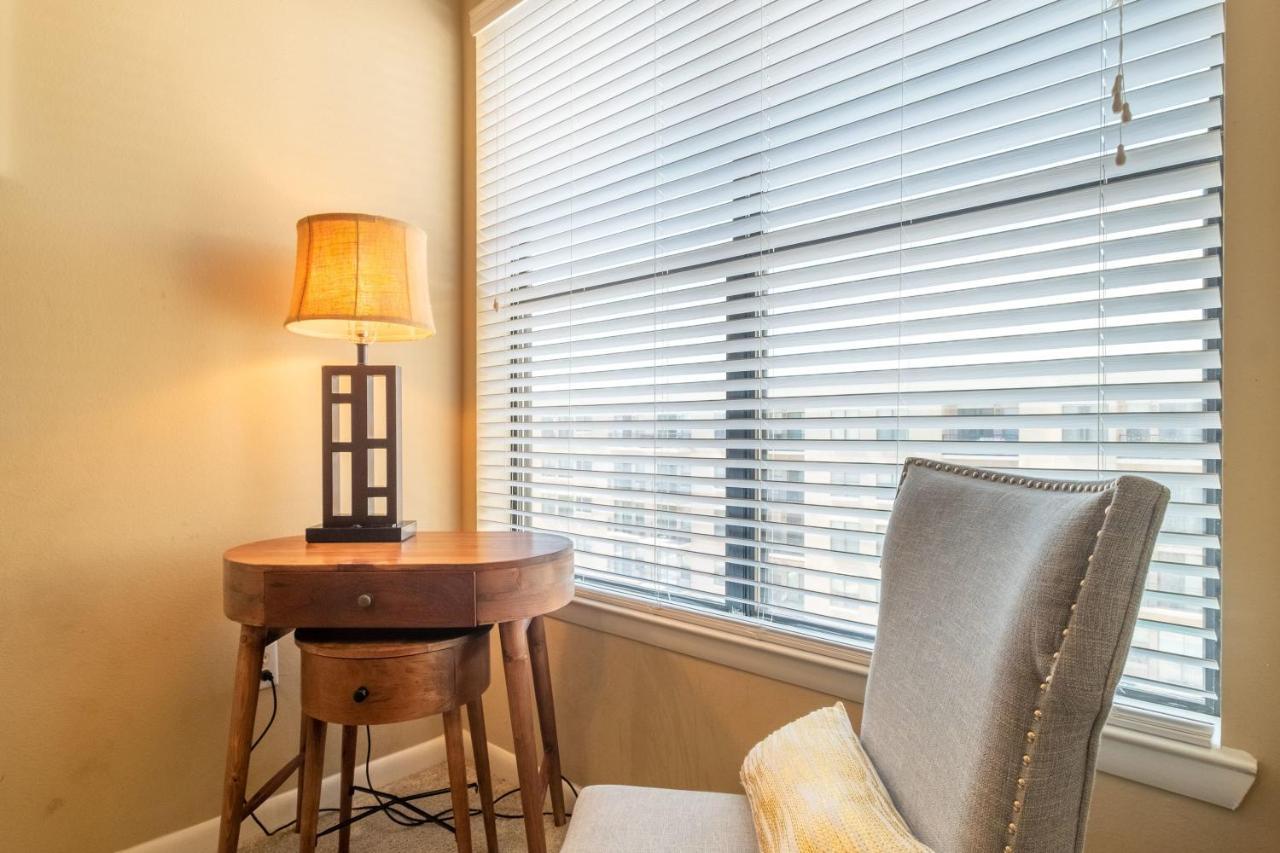 Apartamento 2br Executive With Pool, Gym And Fast Wi-fi By Envitae Dallas