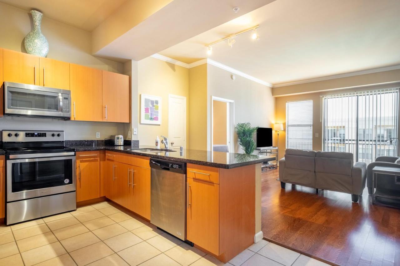 2br Executive With Pool, Gym And Fast Wi-fi By Envitae *