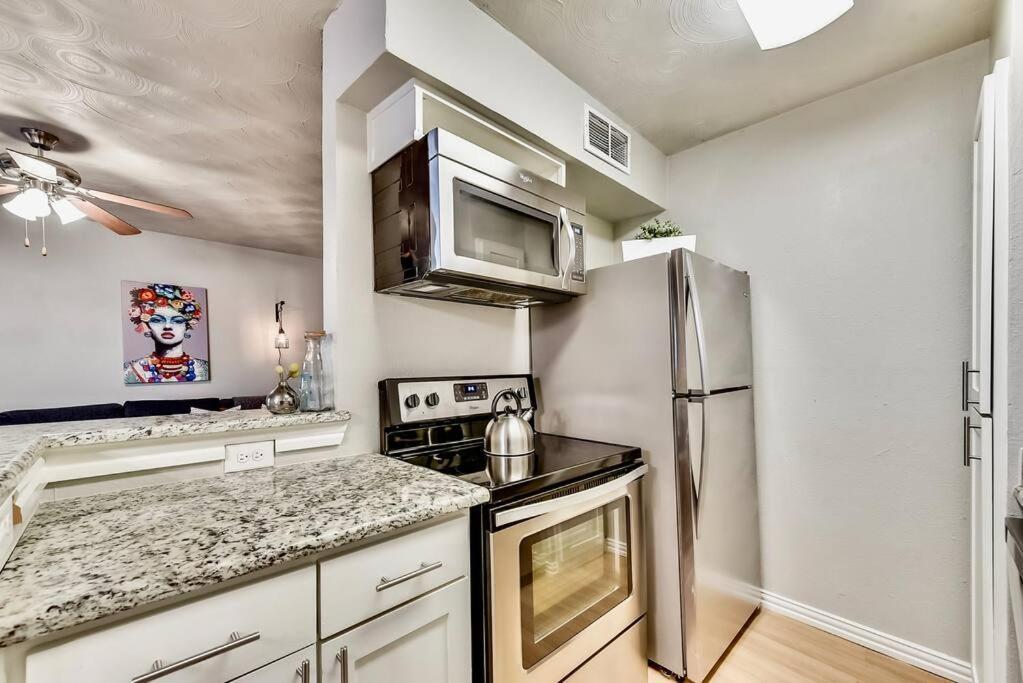 Boutique Flat + Arboretum Tickets Included Apartment Dallas