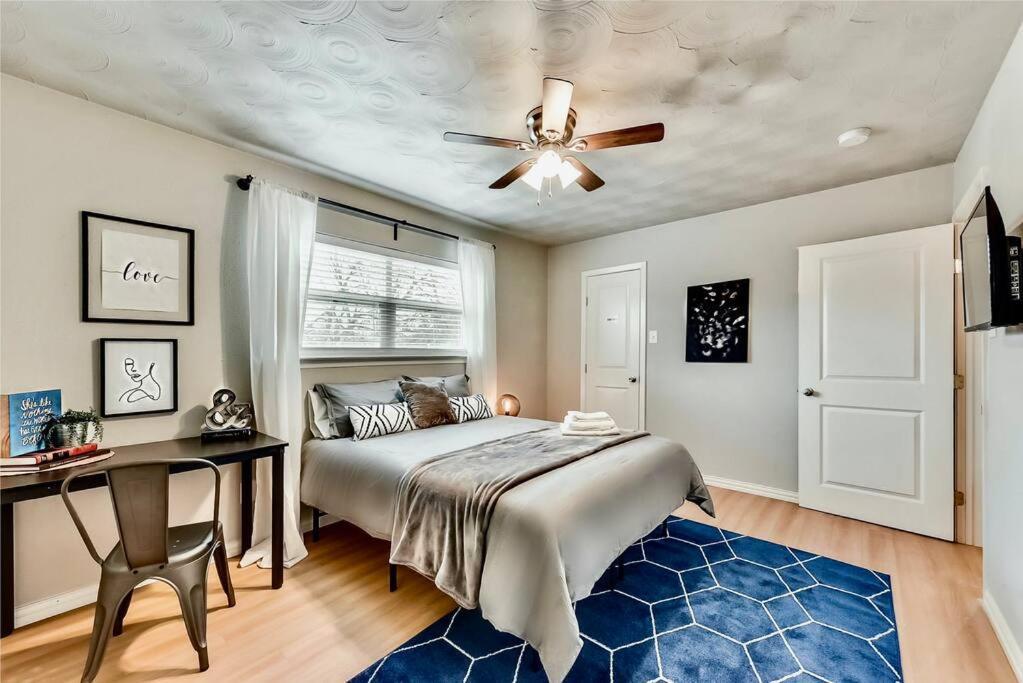 Boutique Flat + Arboretum Tickets Included