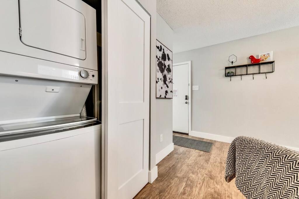 Apartment The Eastside Flat Arboretum Tickets Included *