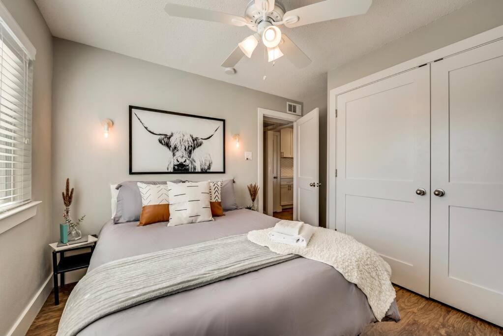Heart Of Flat Close To Baylor Hospital