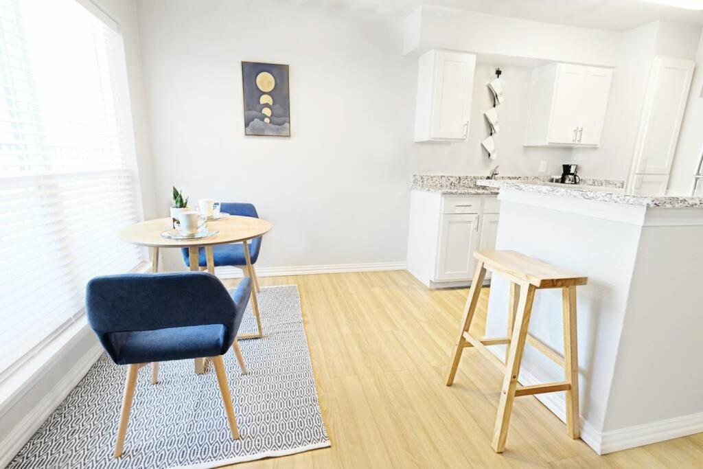 The Escape & Arboretum Tickets Included Apartment