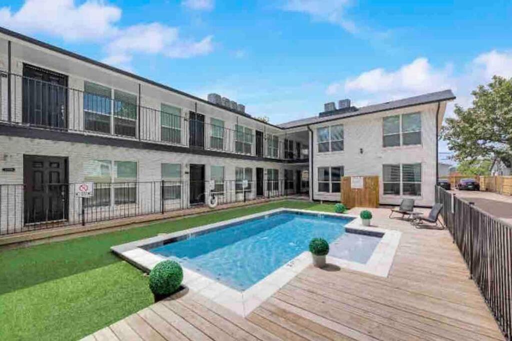 Apartment The Escape & Arboretum Tickets Included Dallas
