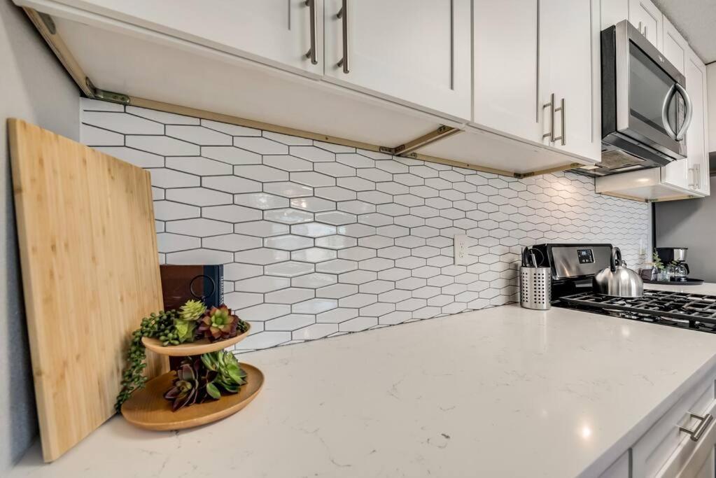 Heart Of Flat Close To Baylor Hospital Apartment *