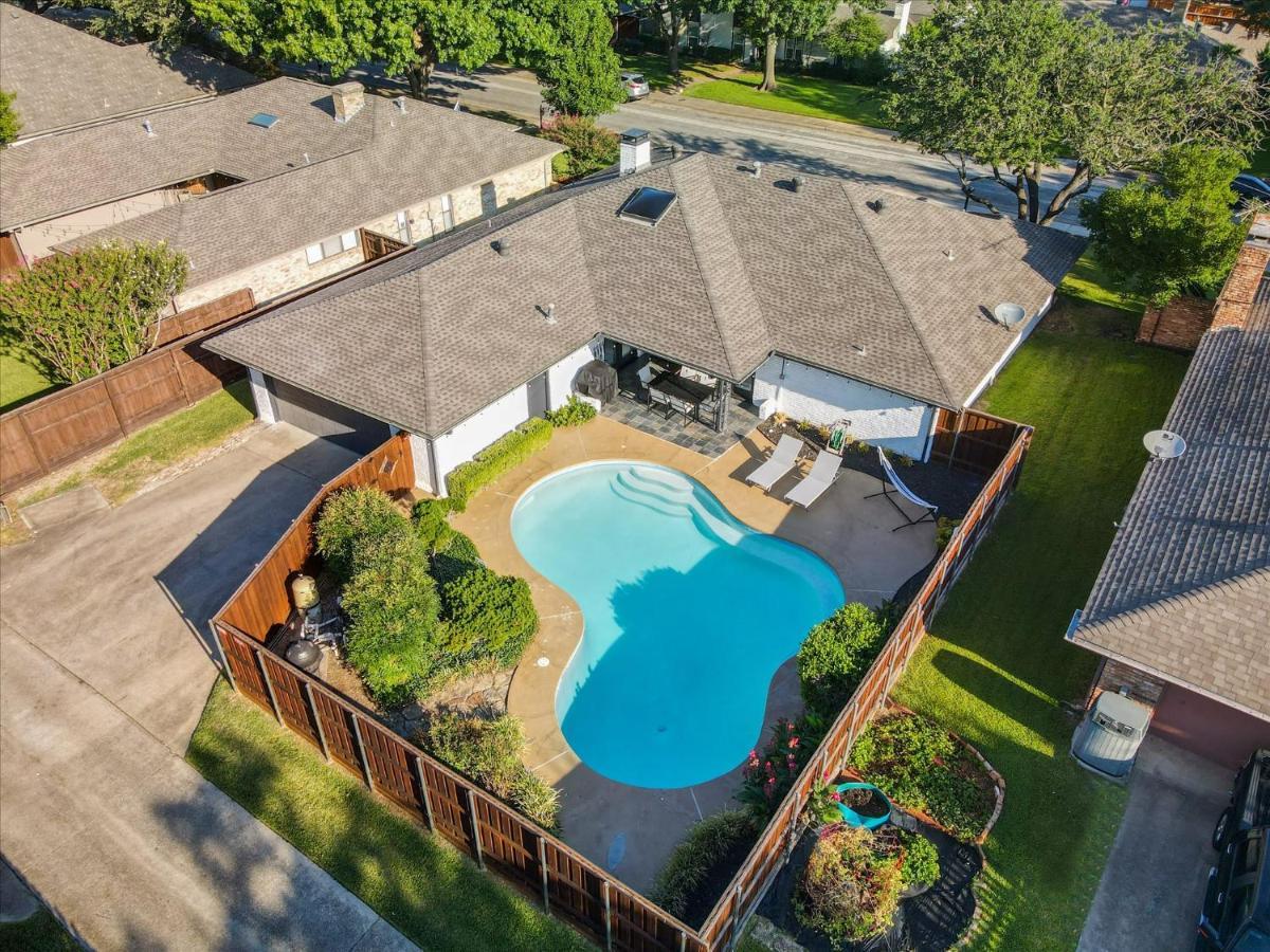 Holiday home Modern And Spacious Getaway W Private Pool Dallas