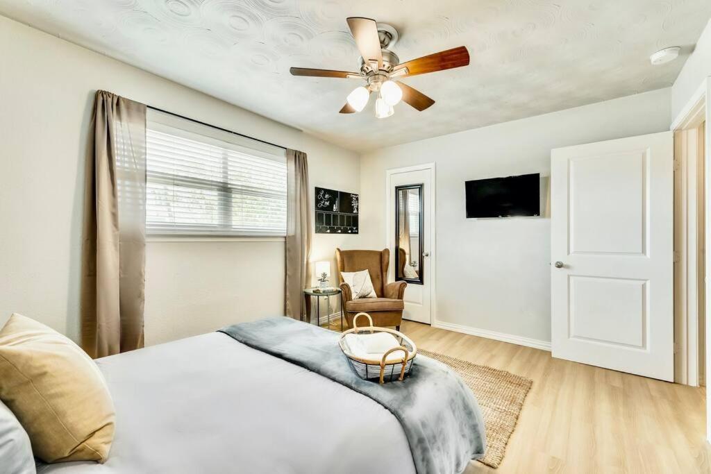 The Urban Nook Arboretum Tickets Included Apartment *