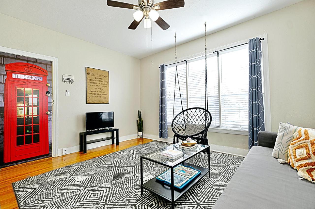 Apartment 1920s Urban Charm, Lower-greenville Ave Area