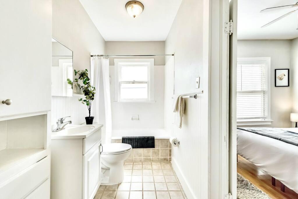 The Vintage Stellar On Lower-greenville Apartment