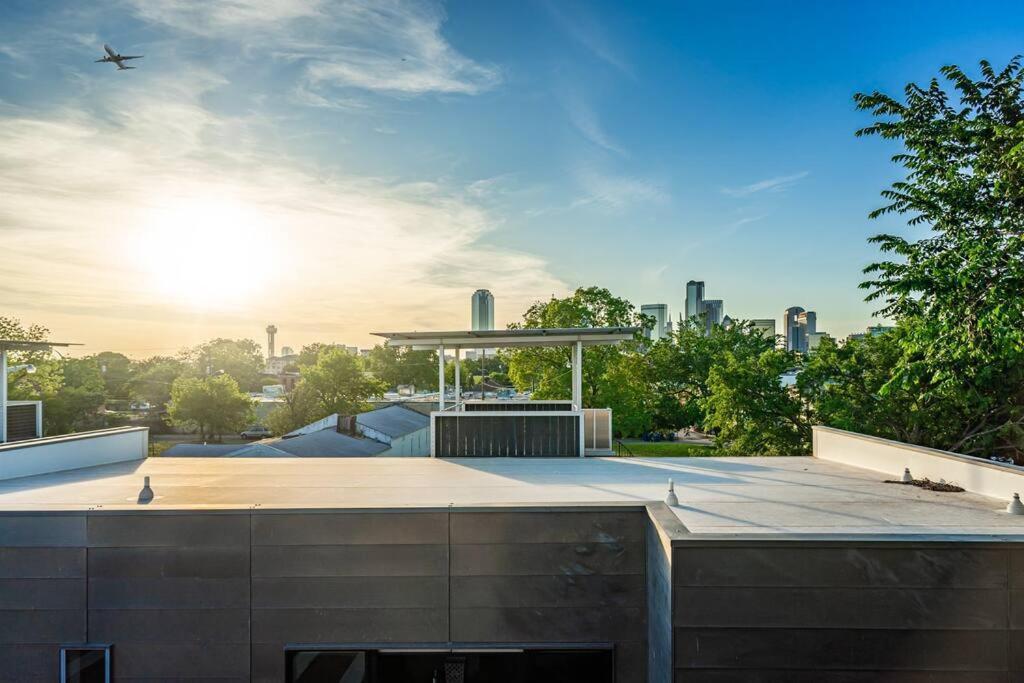 Villa Skyline View Luxury 3 Story Townhouse